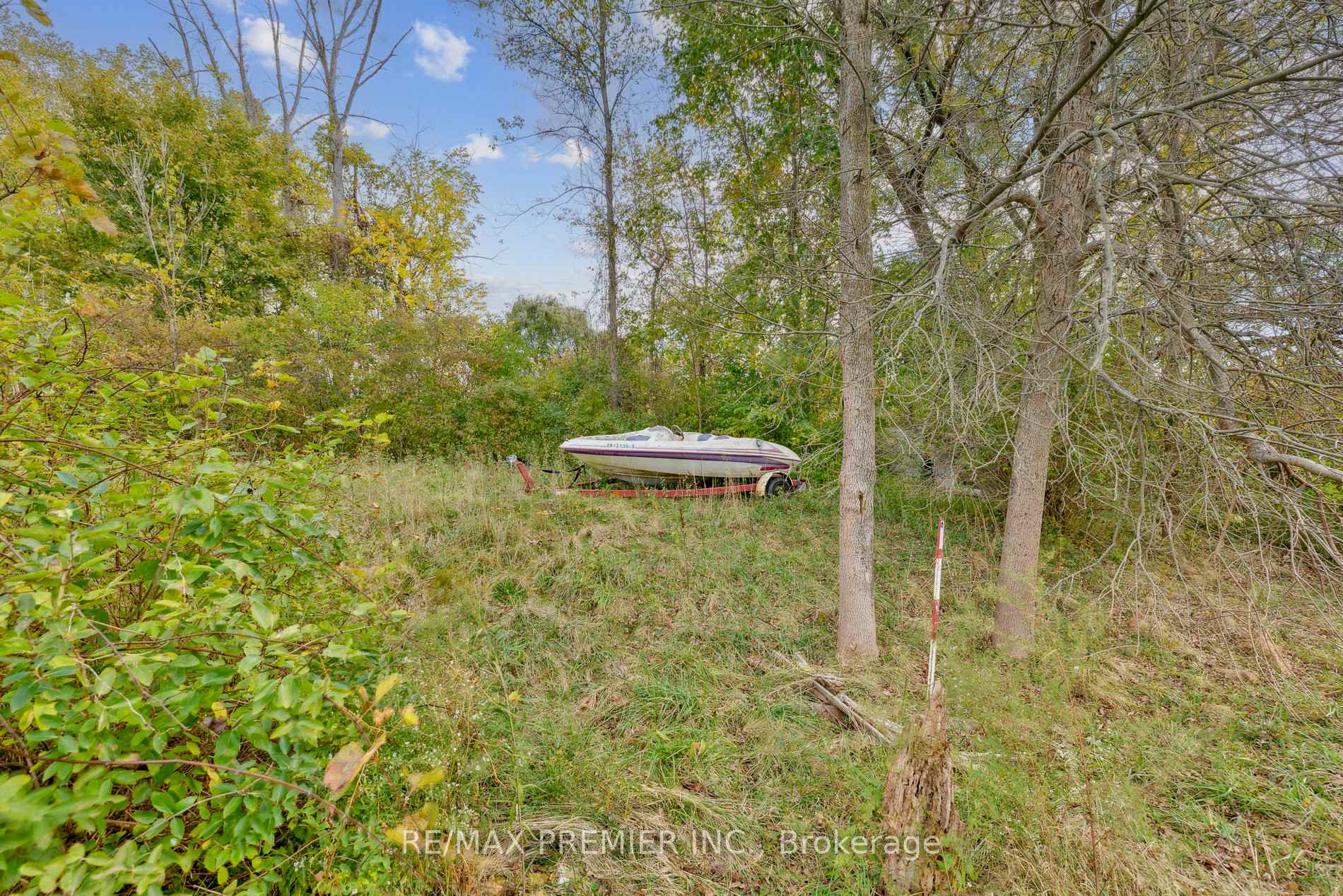 Photo 26 of 294 Lyon's Creek Road, Niagara Falls, Lyons Creek — HOMEH