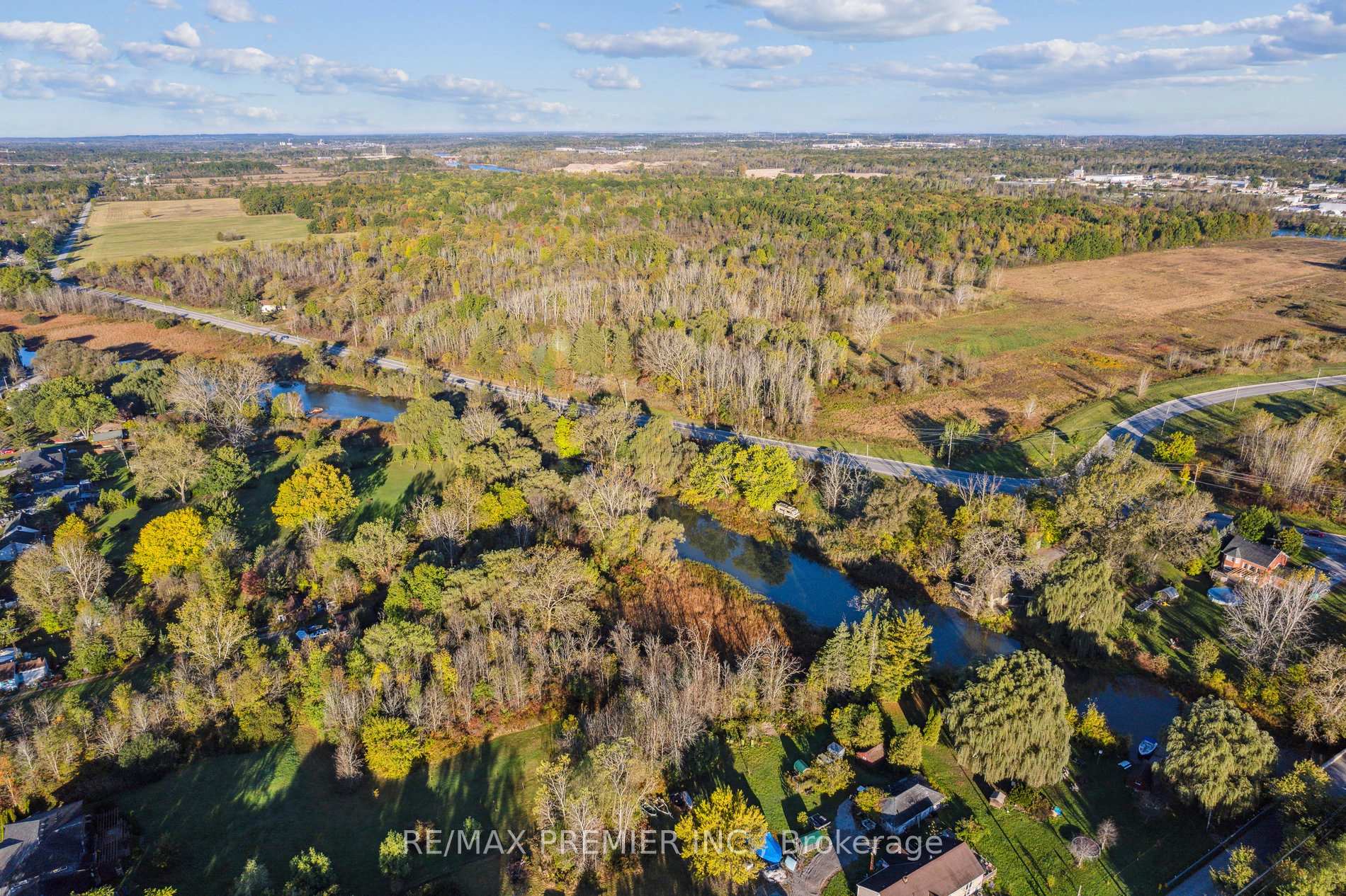 Photo 27 of 294 Lyon's Creek Road, Niagara Falls, Lyons Creek — HOMEH