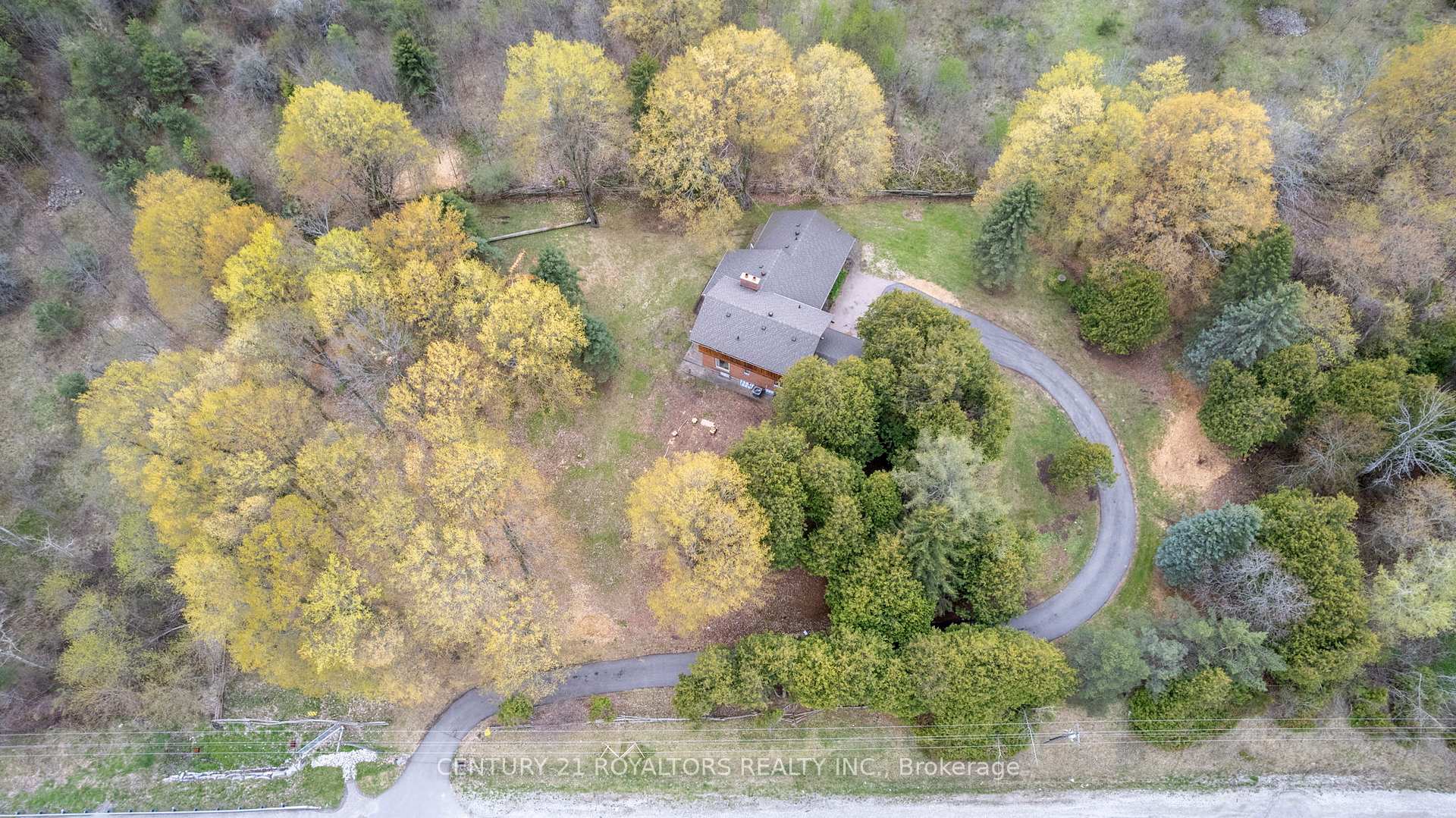 Photo 2 of 17940 Airport Road, Caledon, Rural Caledon — HOMEH