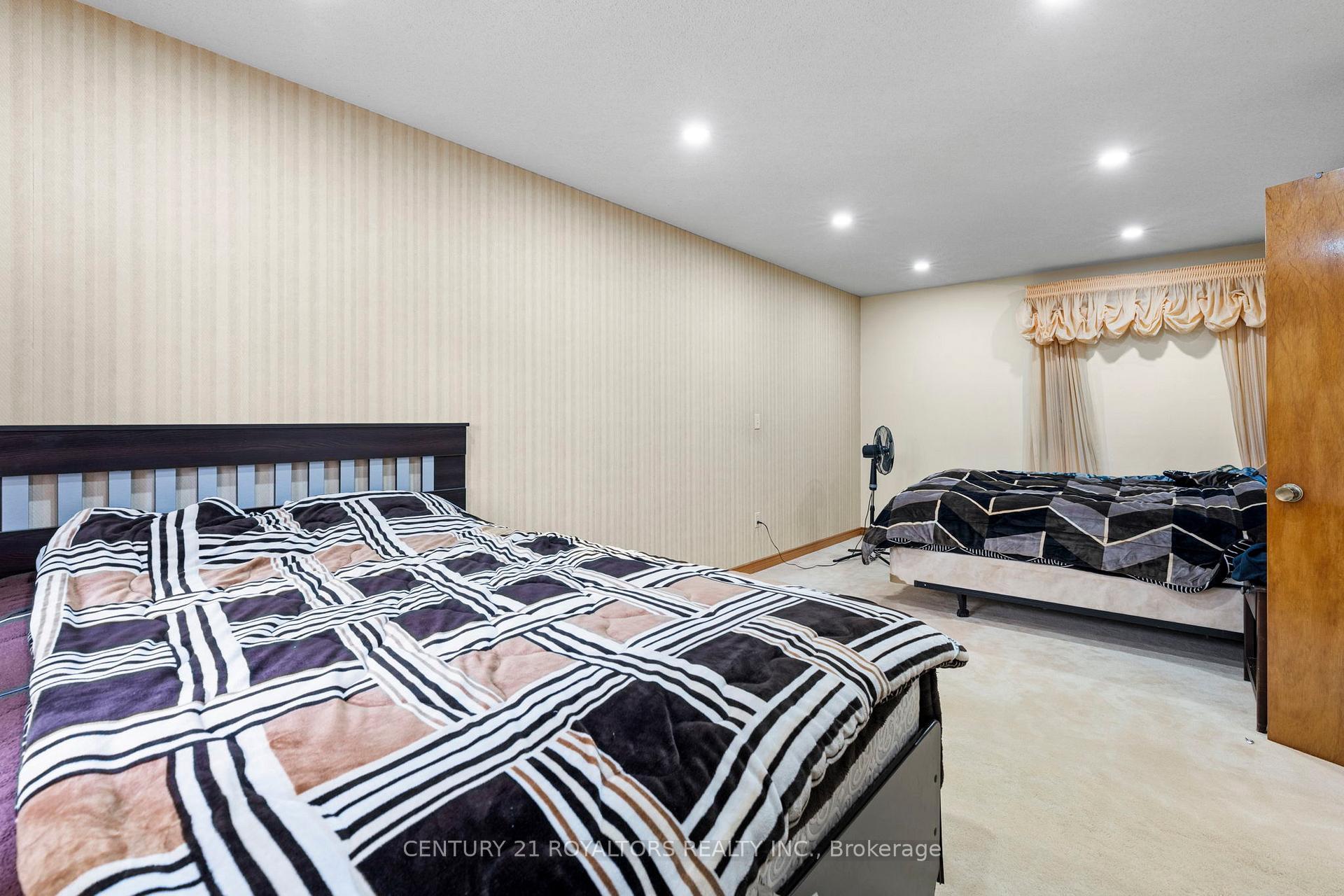 Photo 23 of 17940 Airport Road, Caledon, Rural Caledon — HOMEH