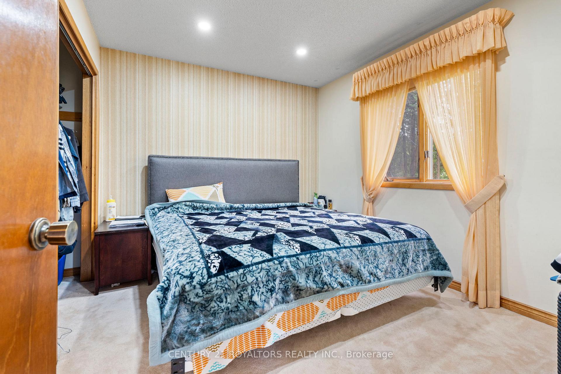 Photo 24 of 17940 Airport Road, Caledon, Rural Caledon — HOMEH