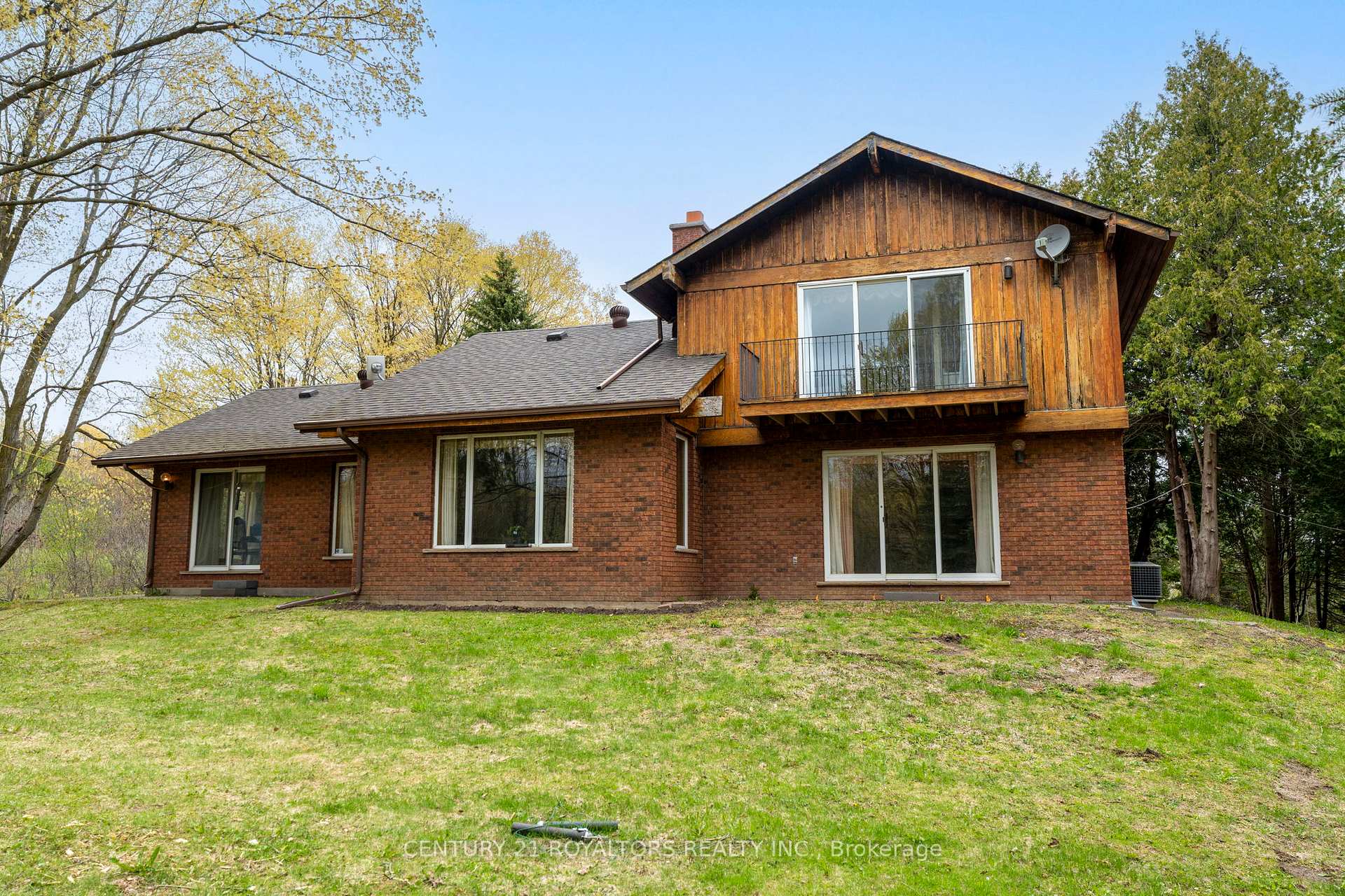 Photo 35 of 17940 Airport Road, Caledon, Rural Caledon — HOMEH