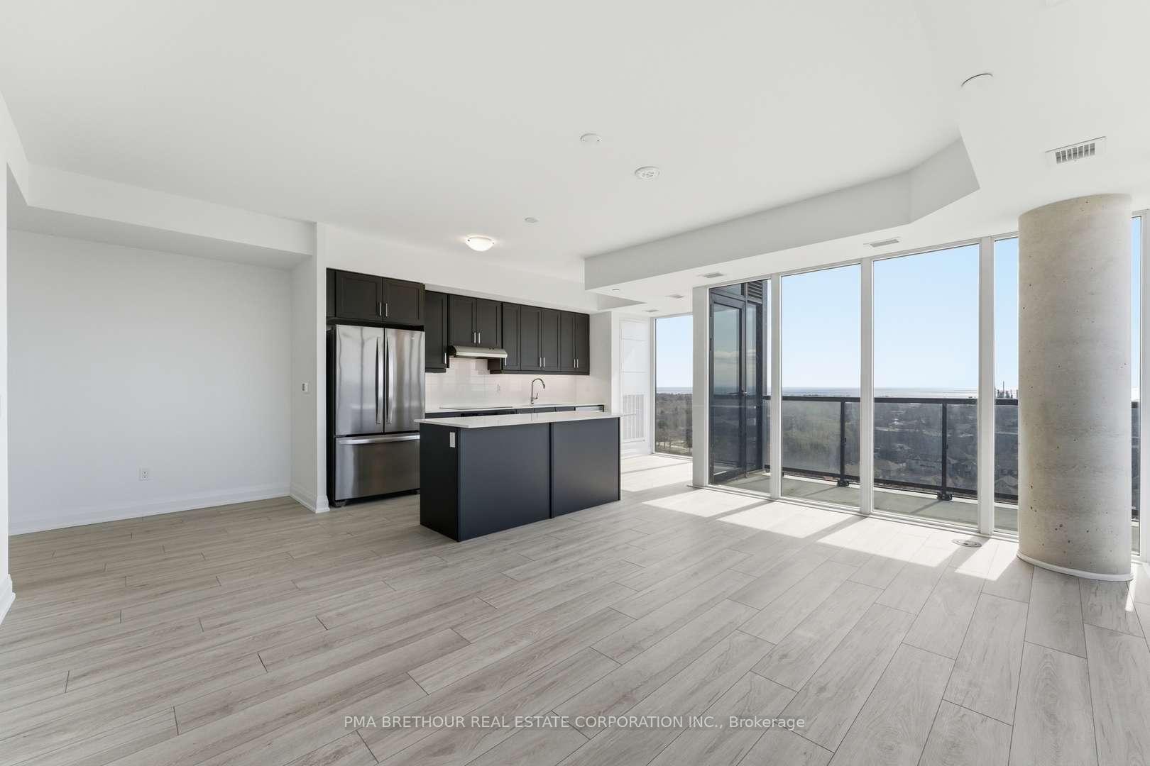Photo 4 of Unit 1709, 1035 Southdown Road, Mississauga, Clarkson — HOMEH
