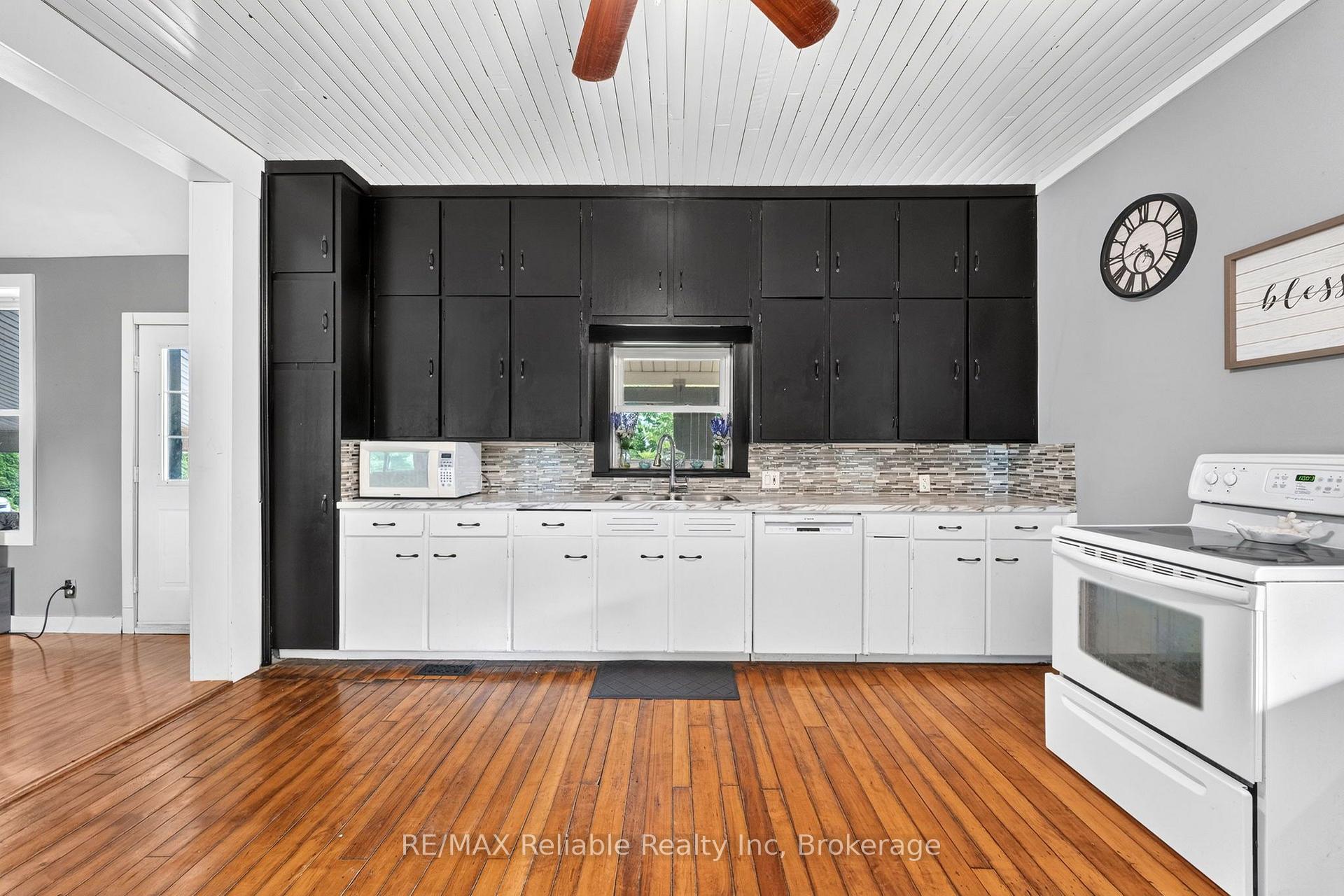 Photo 7 of 43488 Chiselhurst Road, Huron East, Tuckersmith — HOMEH