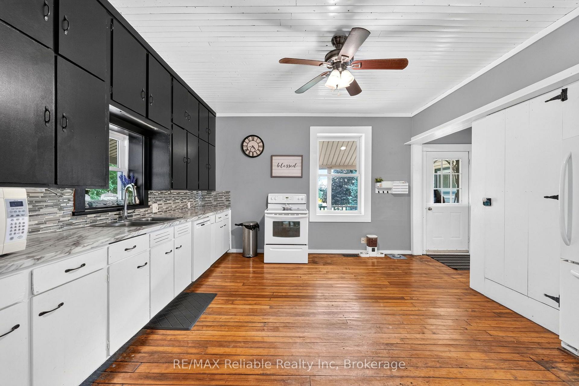 Photo 10 of 43488 Chiselhurst Road, Huron East, Tuckersmith — HOMEH