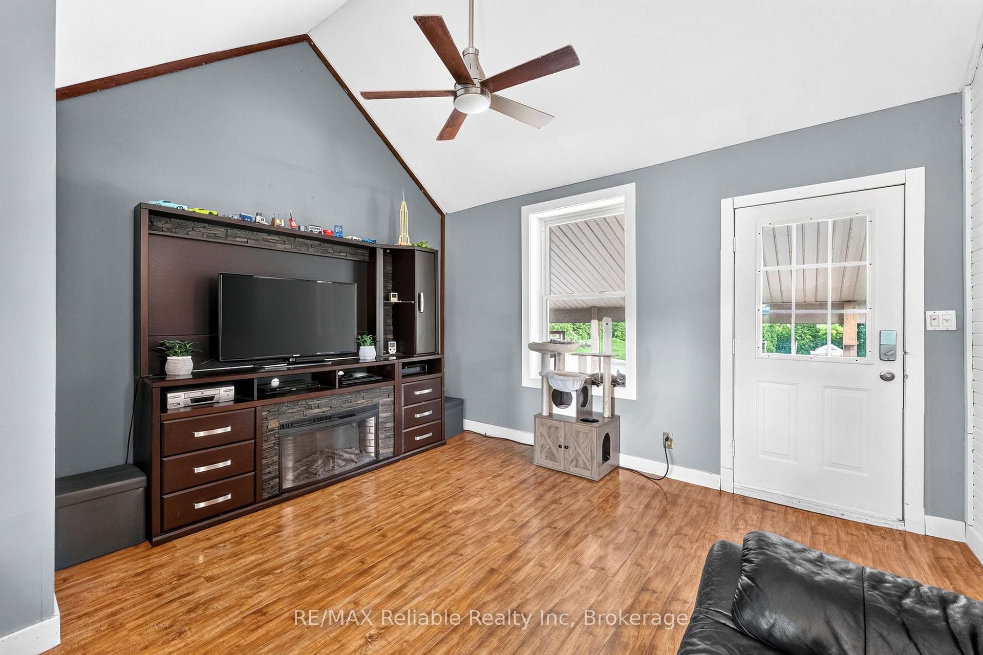 Photo 13 of 43488 Chiselhurst Road, Huron East, Tuckersmith — HOMEH