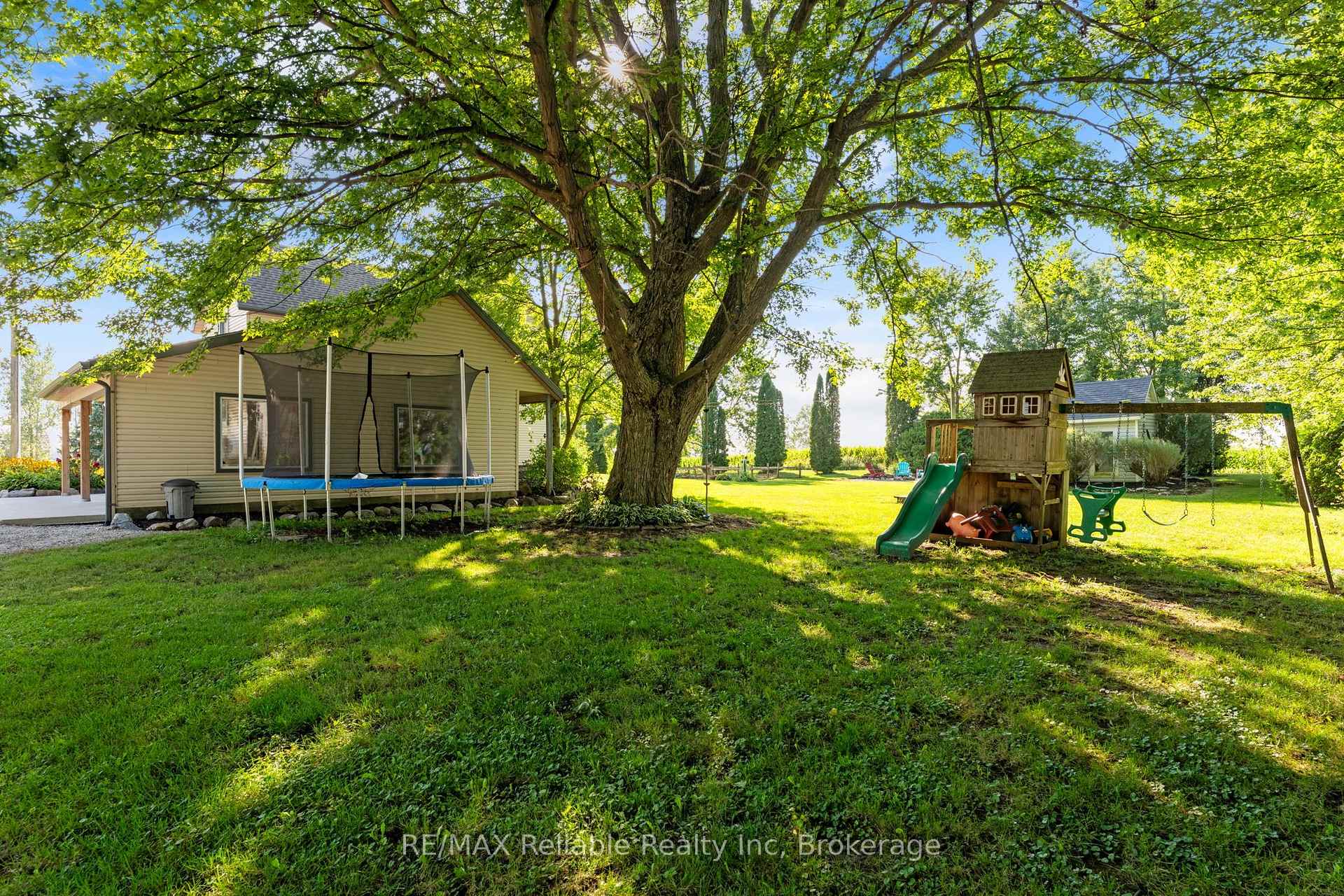 Photo 46 of 43488 Chiselhurst Road, Huron East, Tuckersmith — HOMEH