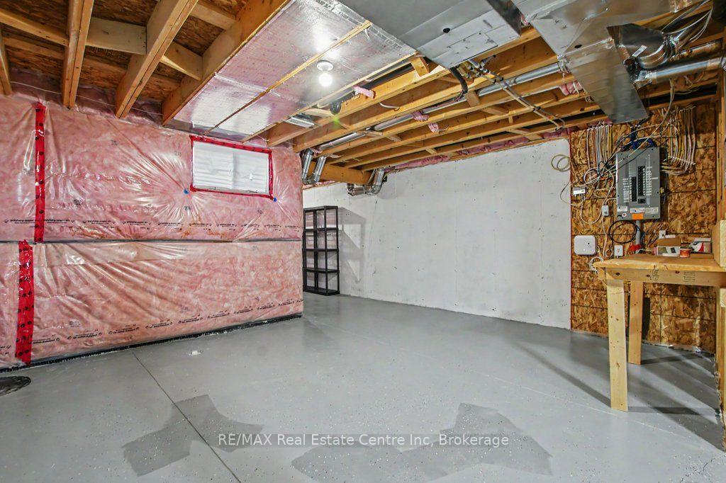 Photo 31 of Unit 14, 14 Amos Drive, Guelph, Kortright East — HOMEH