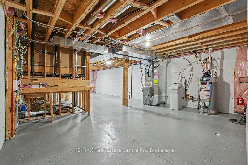 Photo 32 of Unit 14, 14 Amos Drive, Guelph, Kortright East — HOMEH