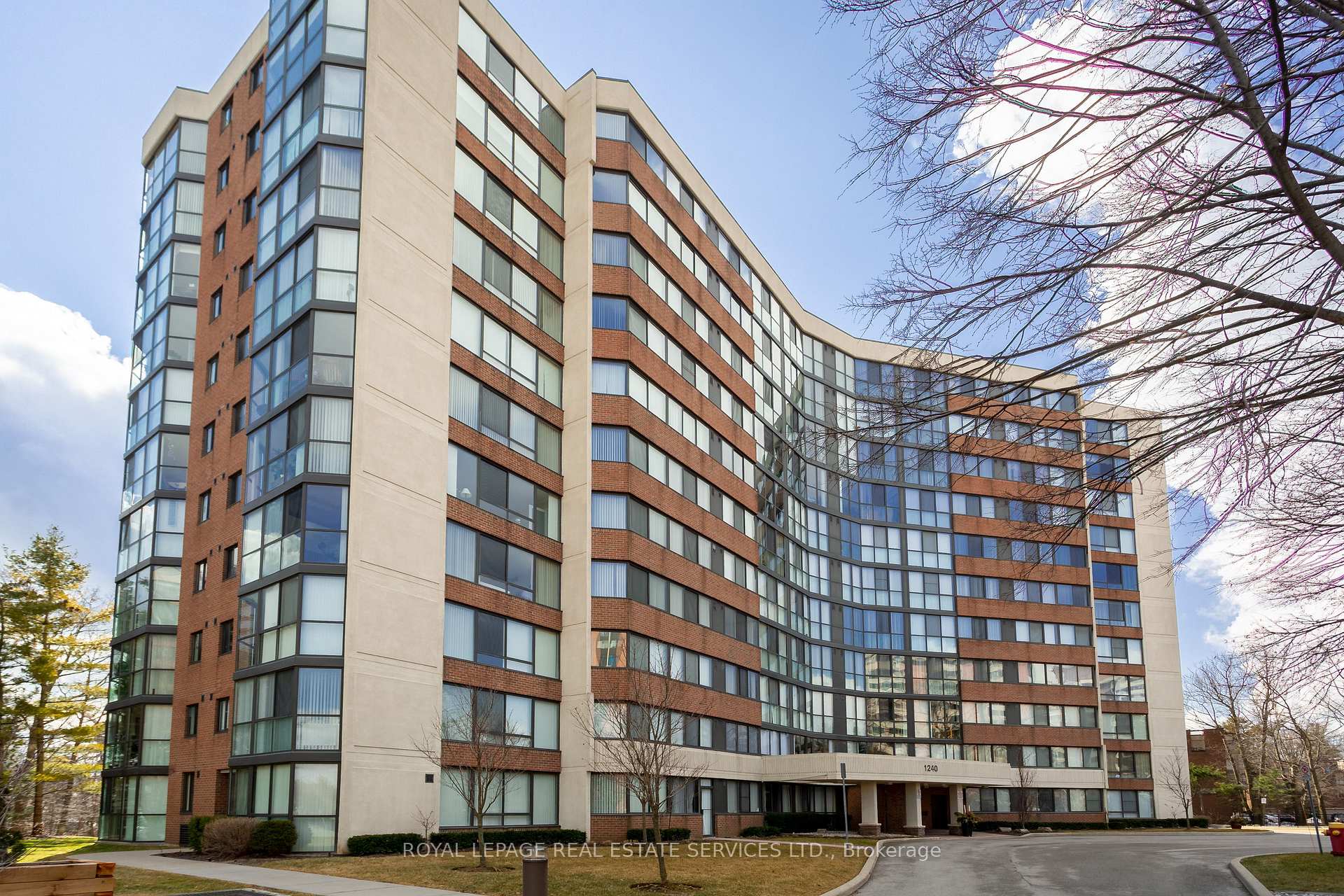 Front of Unit 110, 1240 Marlborough Court