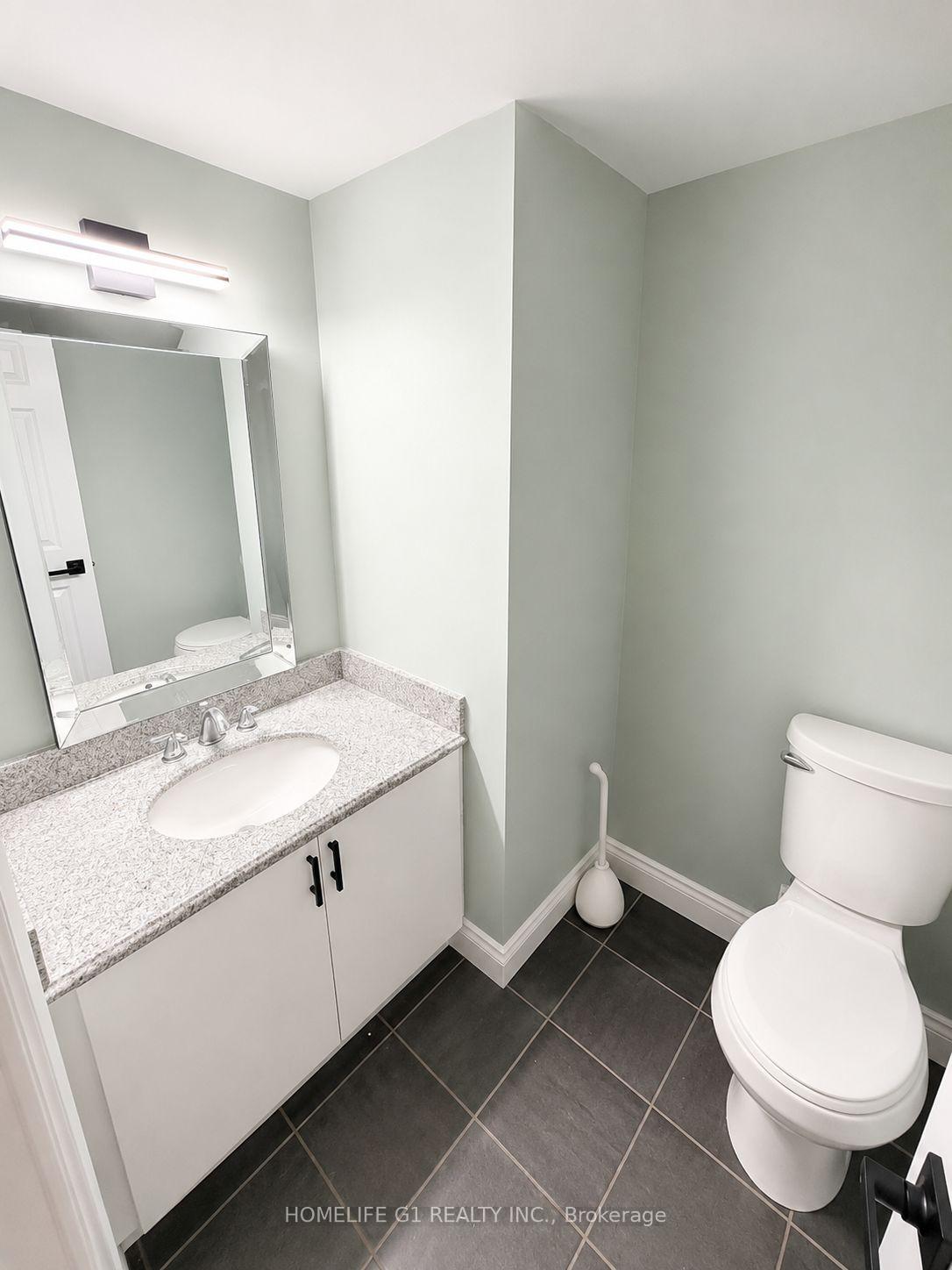 Photo 7 of Unit 301, 633 Bay Street, Toronto, Bay Street Corridor — HOMEH