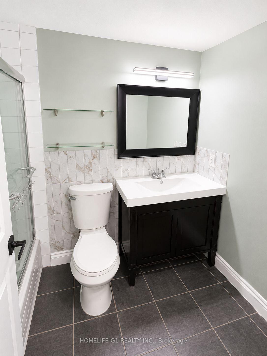 Photo 11 of Unit 301, 633 Bay Street, Toronto, Bay Street Corridor — HOMEH
