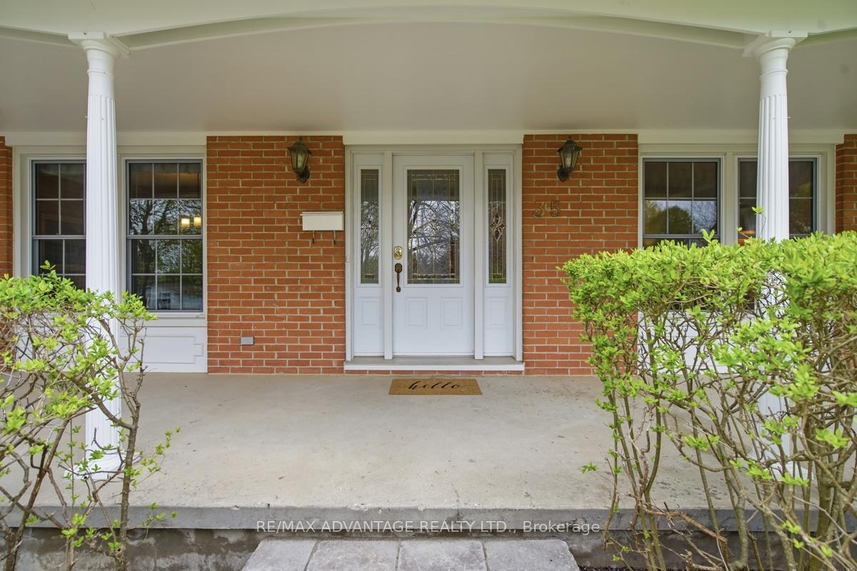 Photo 5 of 35 Cowan Place, London, South R — HOMEH