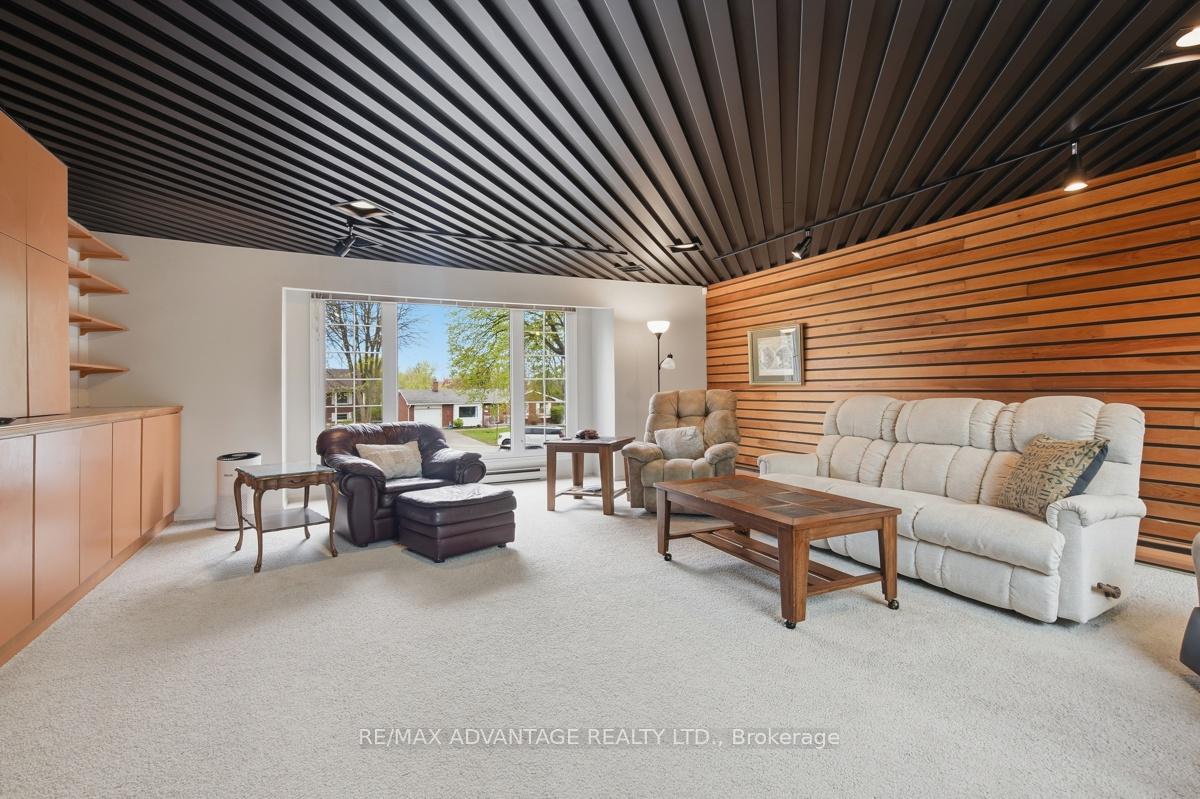 Photo 19 of 35 Cowan Place, London, South R — HOMEH