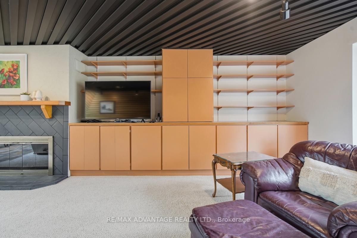 Photo 21 of 35 Cowan Place, London, South R — HOMEH