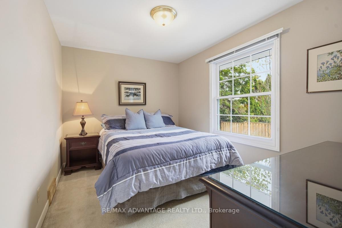 Photo 27 of 35 Cowan Place, London, South R — HOMEH
