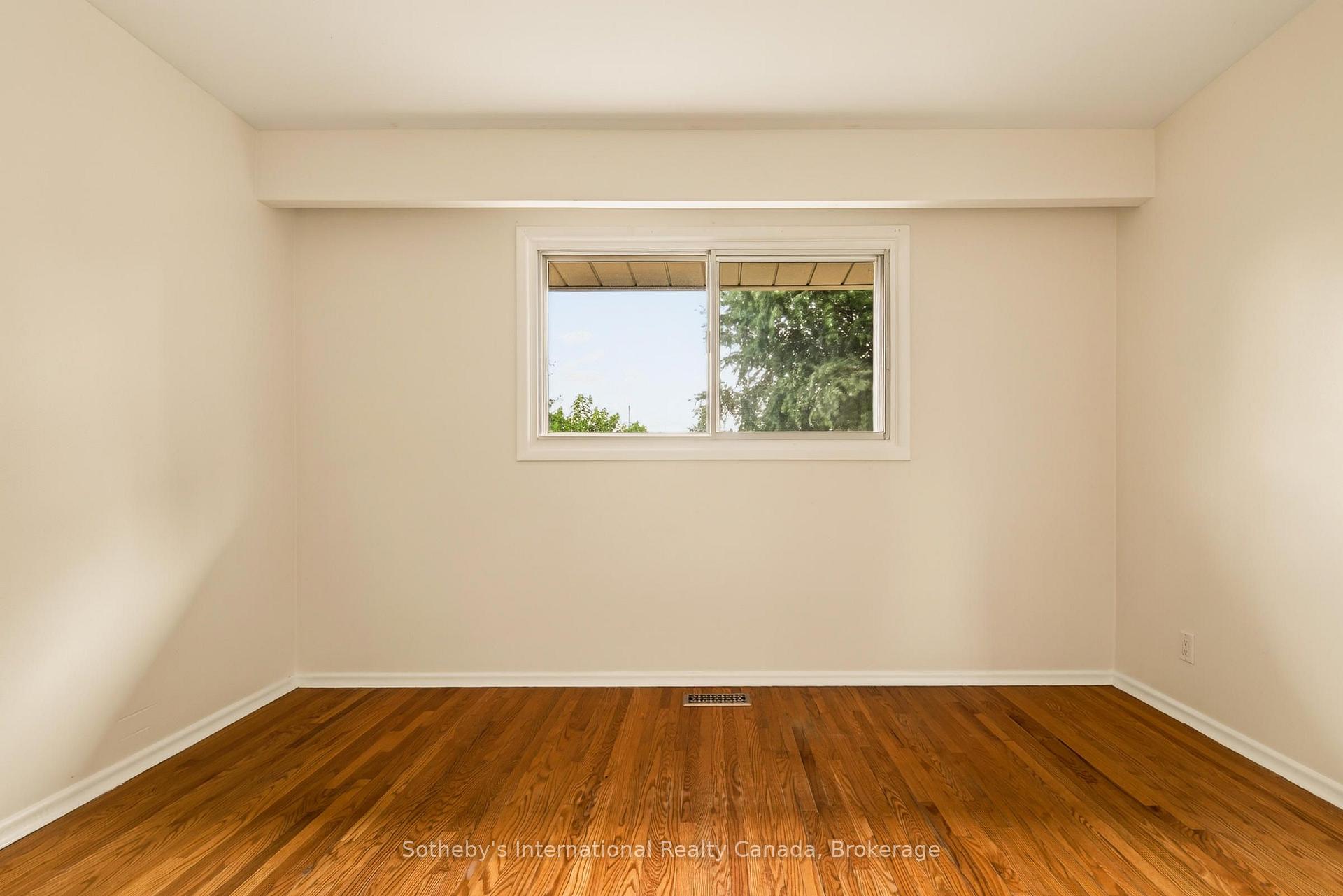 Photo 26 of 7 Delmar Drive, Hamilton, Buchanan — HOMEH