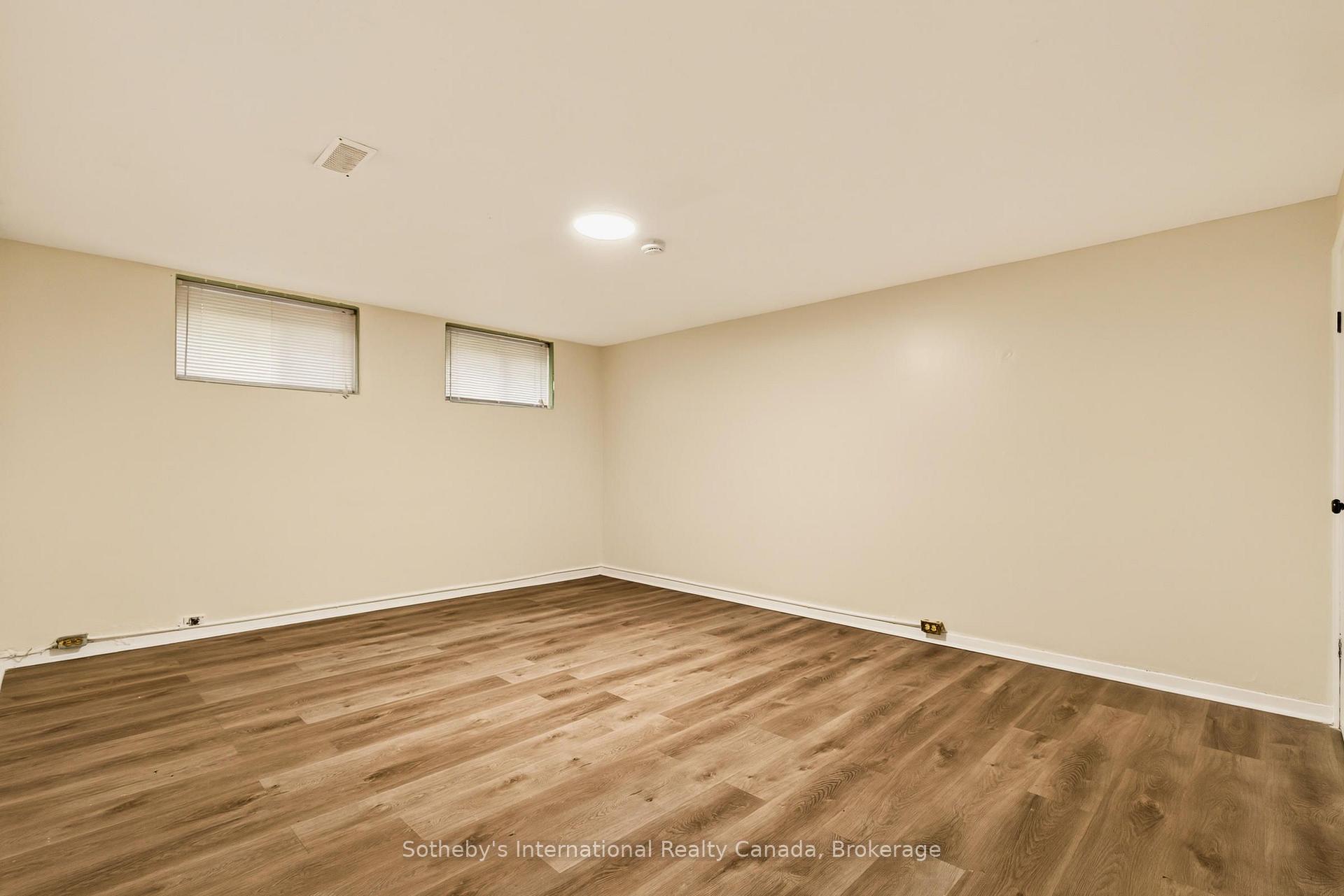 Photo 30 of 7 Delmar Drive, Hamilton, Buchanan — HOMEH
