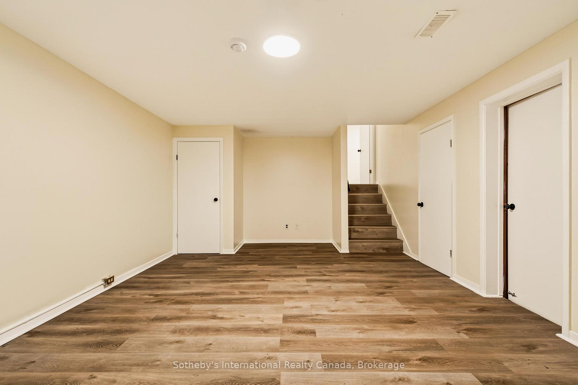 Photo 33 of 7 Delmar Drive, Hamilton, Buchanan — HOMEH