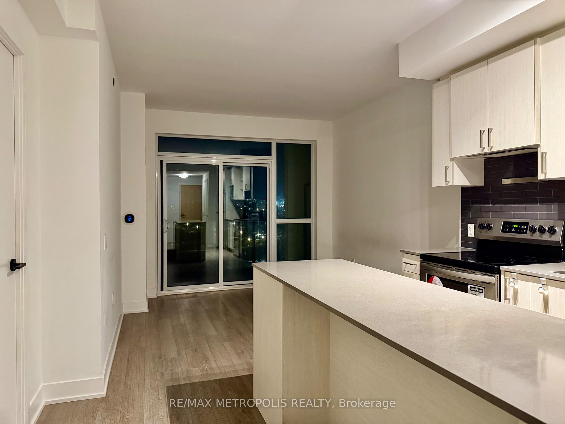 Photo 9 of Unit 501, 60 George Butchart Drive, North York, Downsview-Roding-CFB — HOMEH