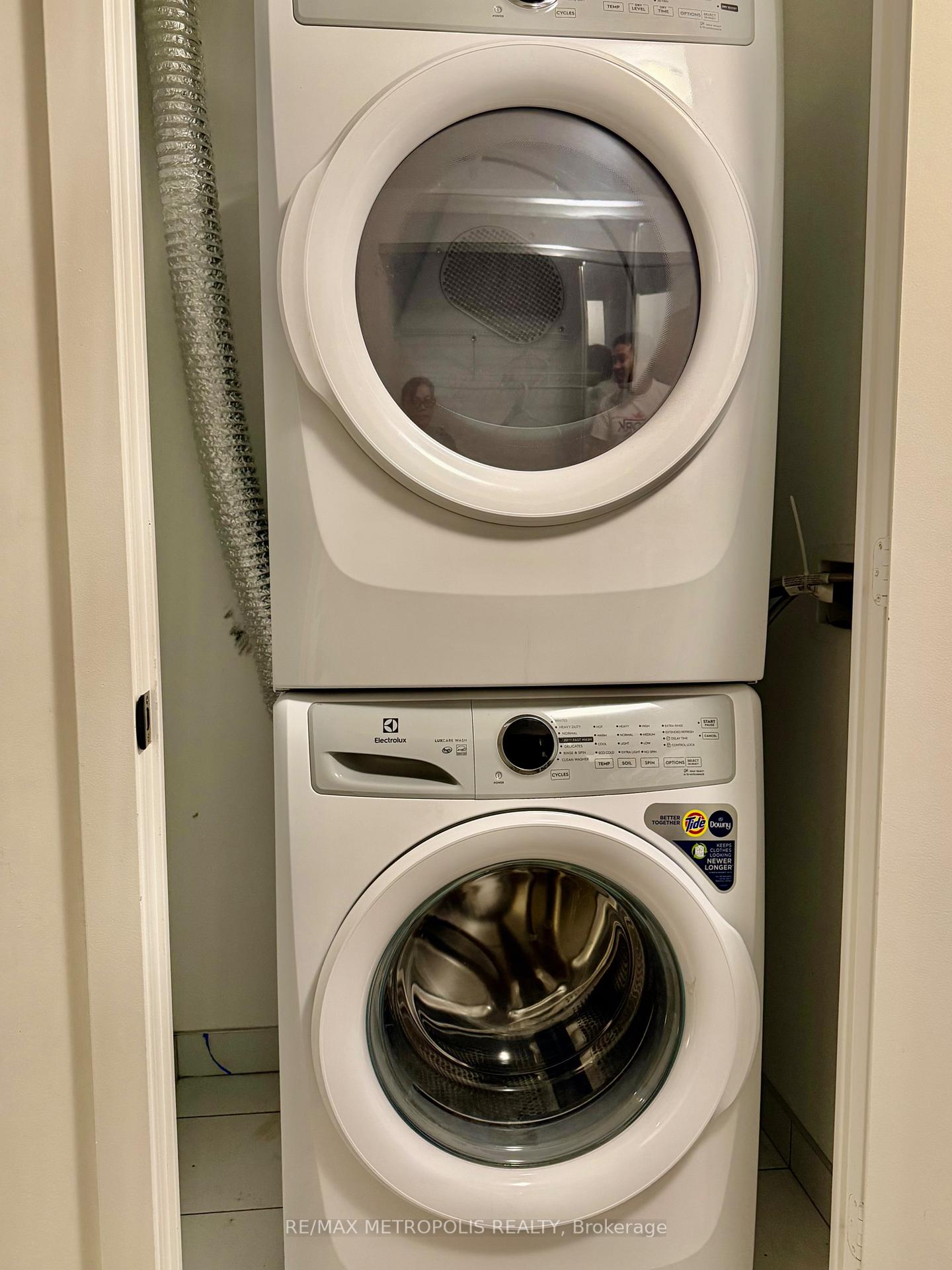 Photo 14 of Unit 501, 60 George Butchart Drive, North York, Downsview-Roding-CFB — HOMEH