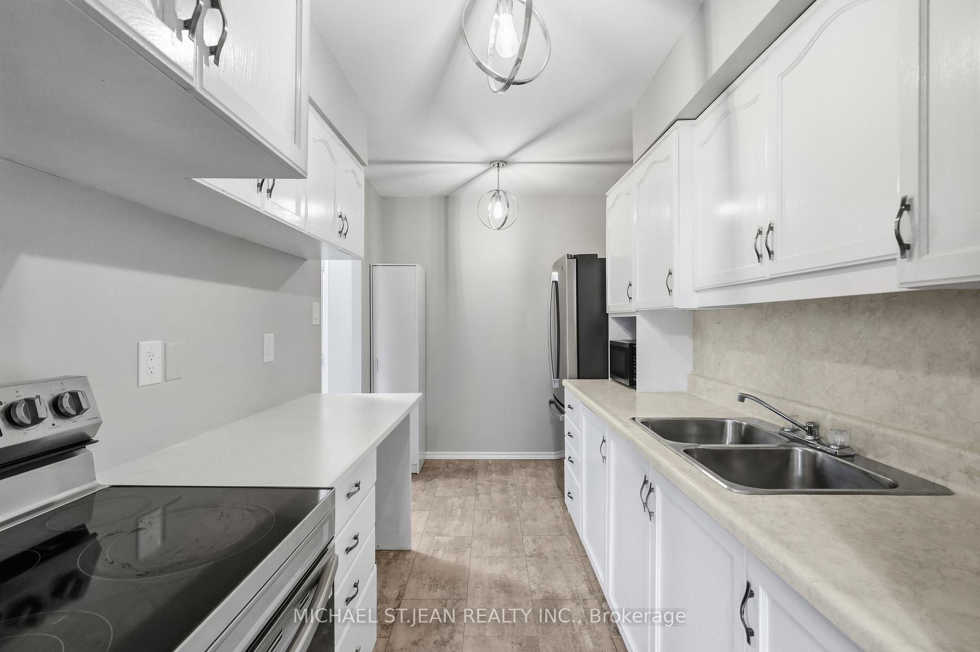 Photo 17 of Unit 507, 1964 Main Street W, Hamilton, Dundas — HOMEH