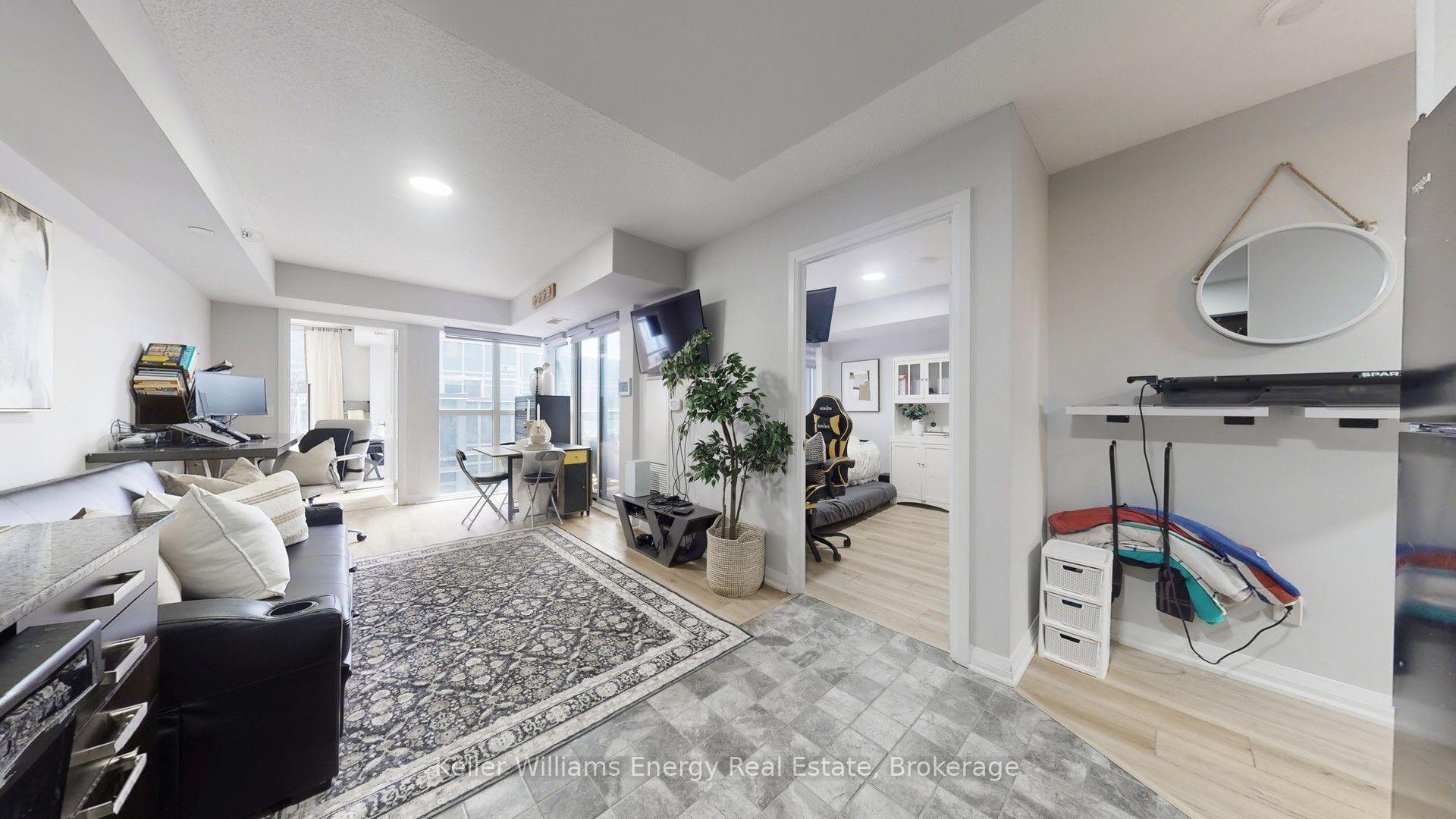 Photo 7 of Unit 617, 30 Meadowglen Place, Scarborough, Woburn — HOMEH