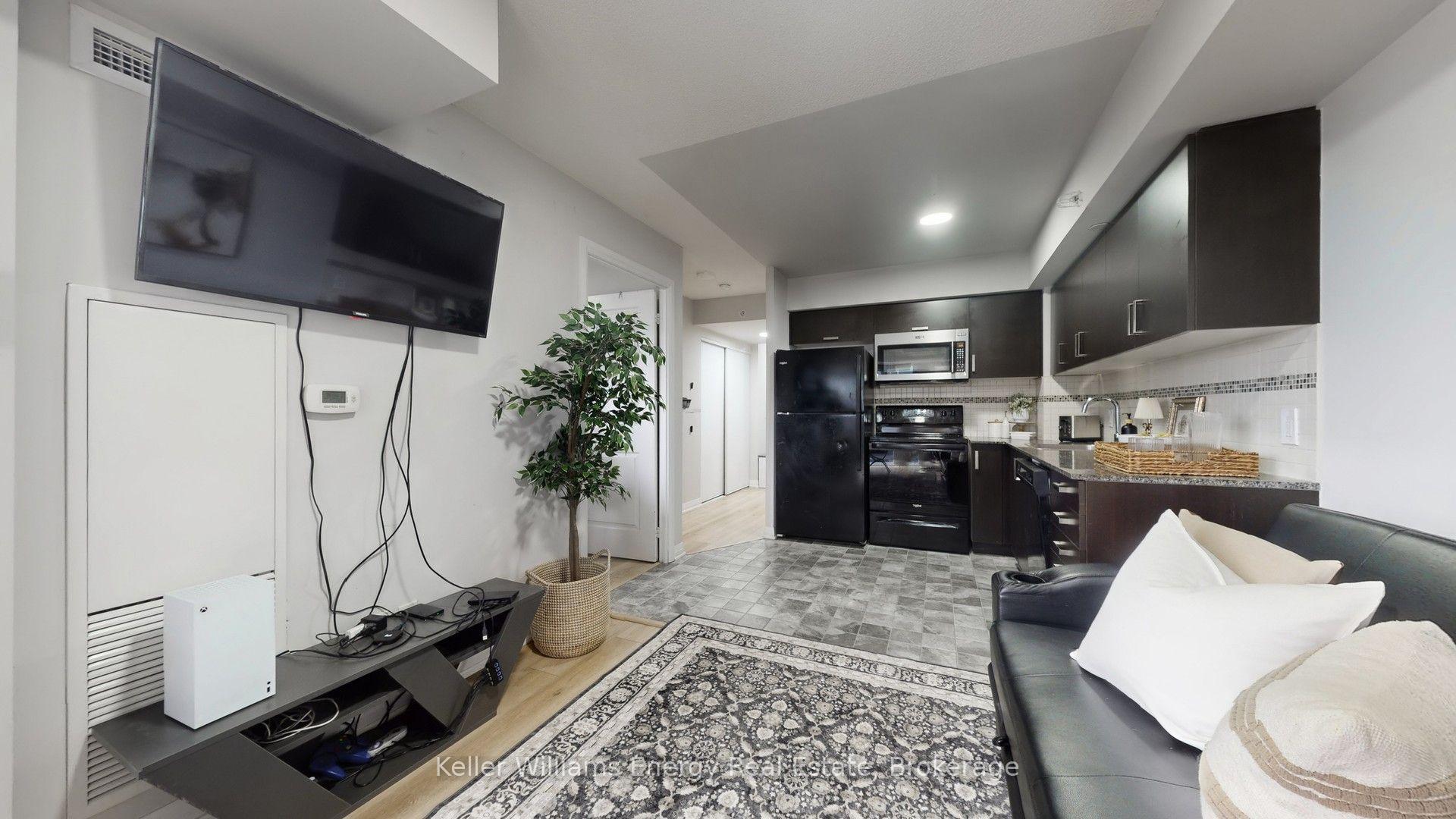 Photo 8 of Unit 617, 30 Meadowglen Place, Scarborough, Woburn — HOMEH