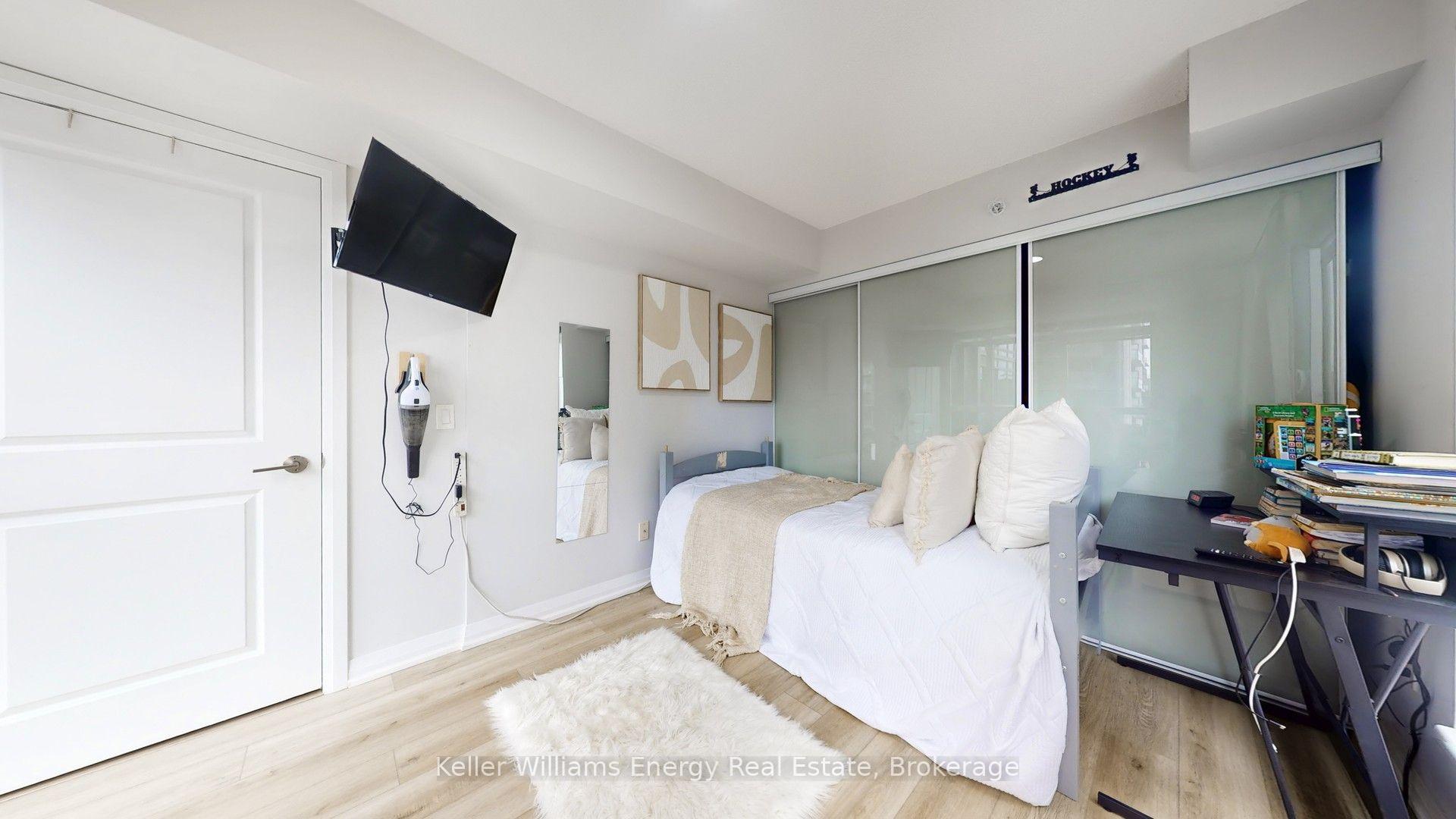 Photo 10 of Unit 617, 30 Meadowglen Place, Scarborough, Woburn — HOMEH