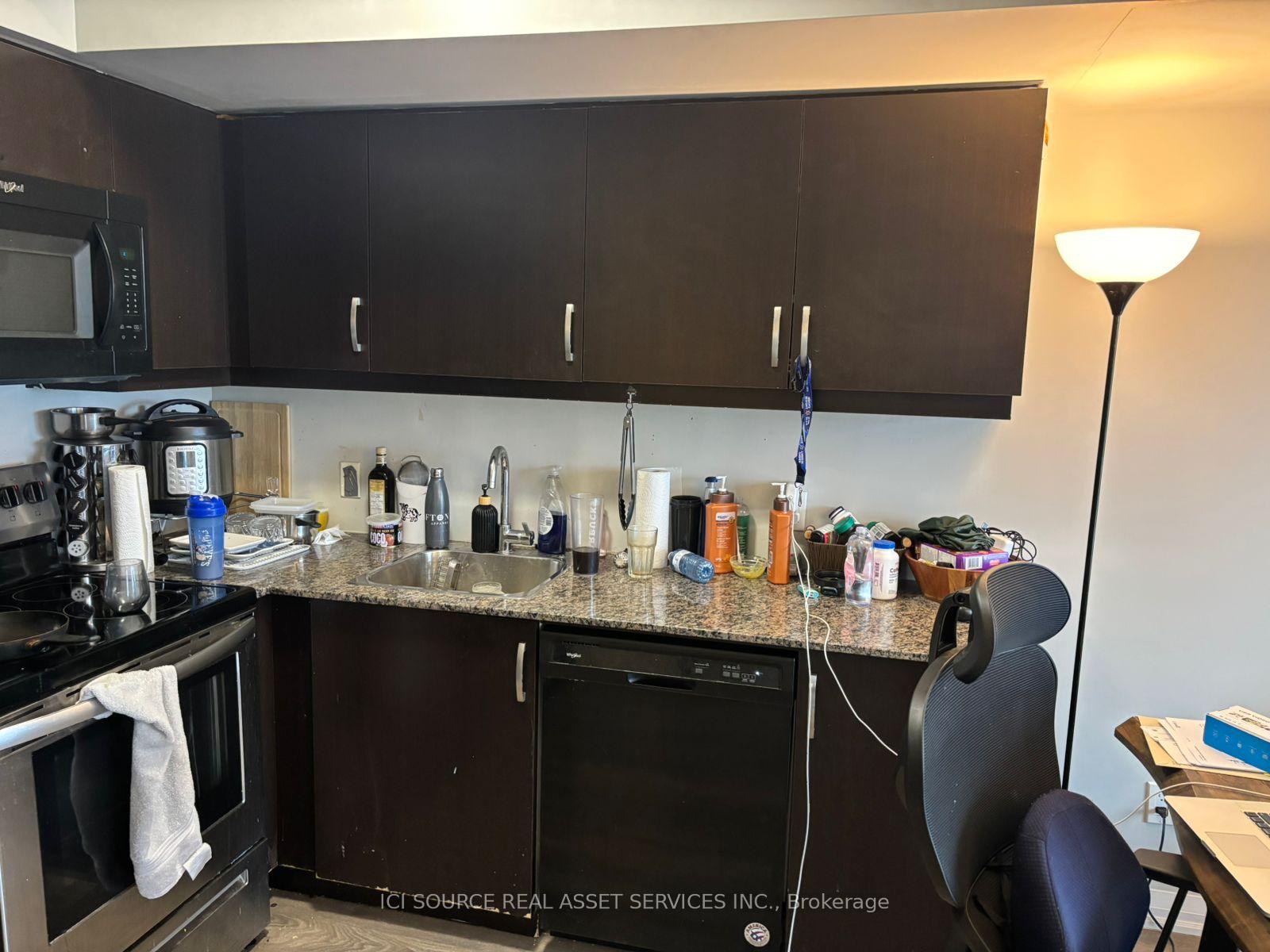 Photo 11 of Unit 2504, 30 Meadowglen Place, Scarborough, Woburn — HOMEH