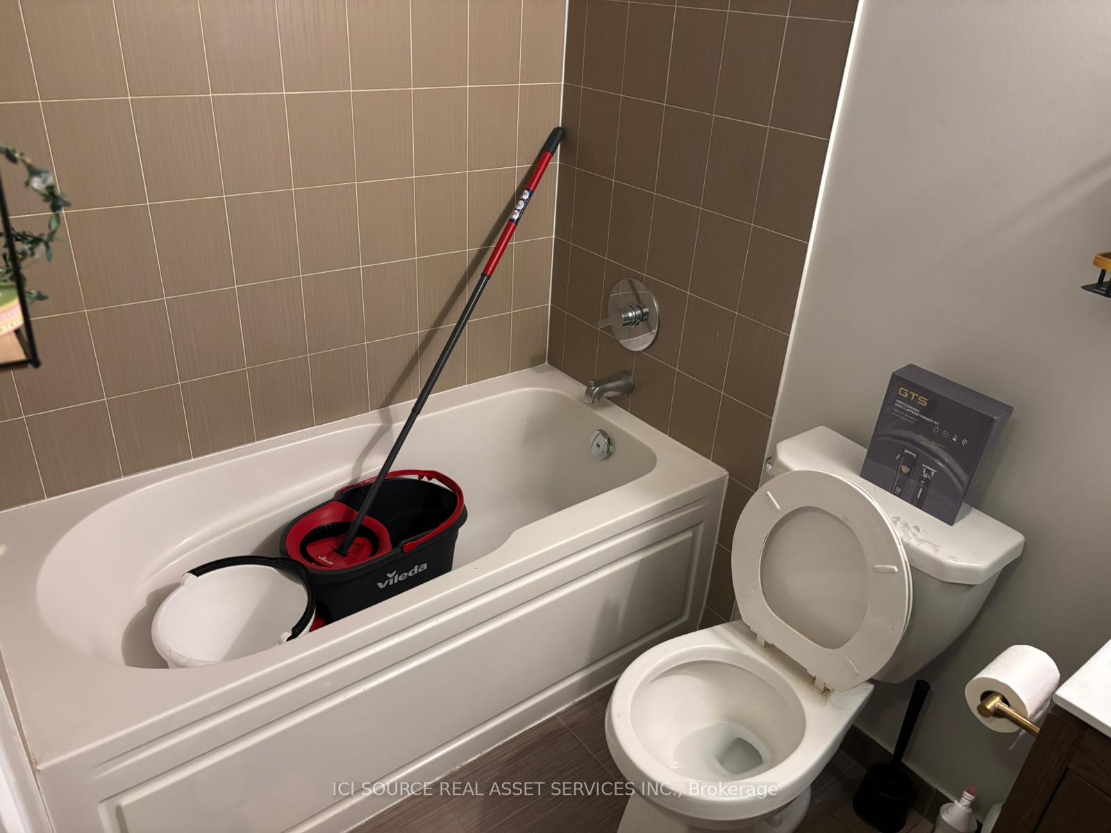 Photo 20 of Unit 2504, 30 Meadowglen Place, Scarborough, Woburn — HOMEH