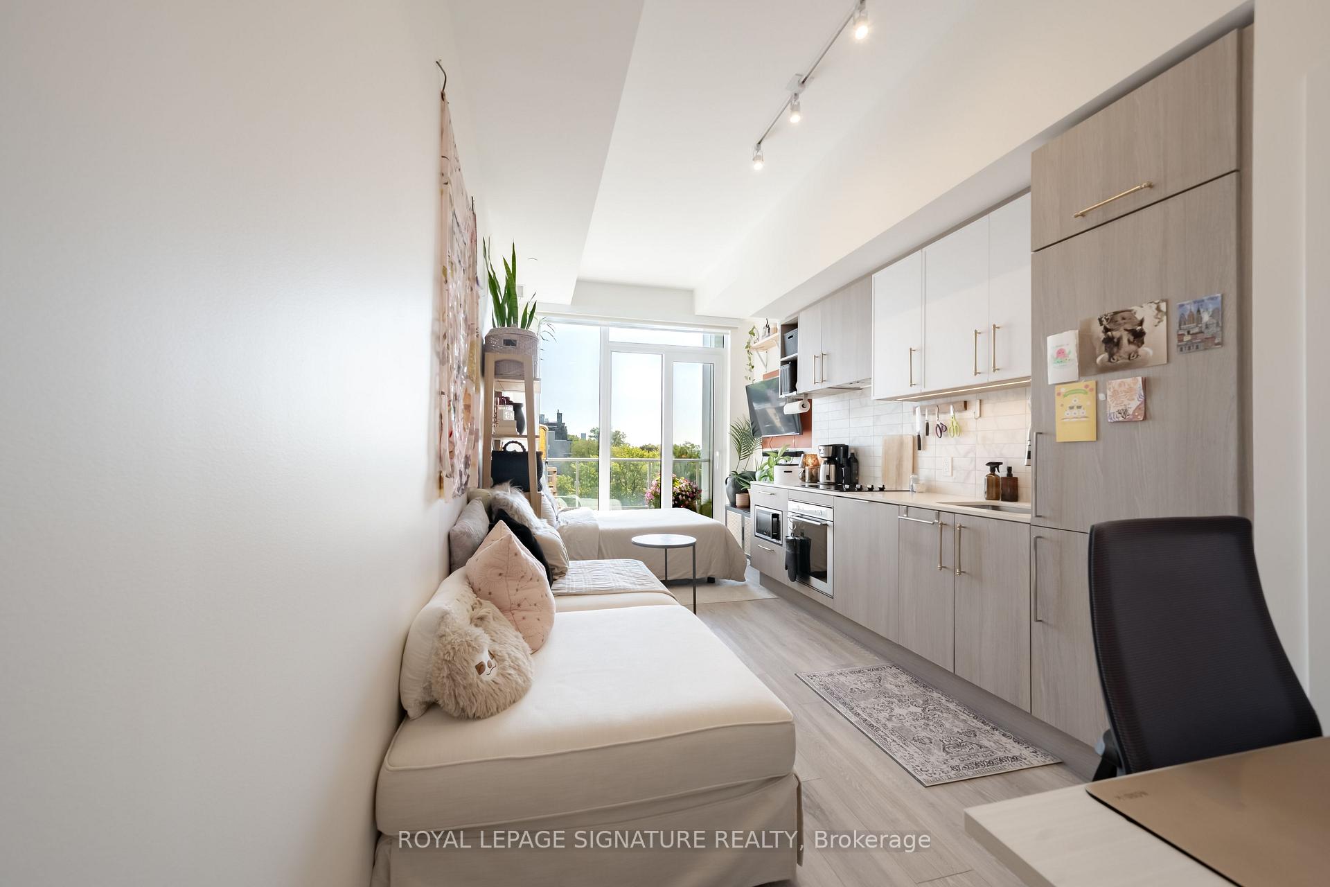 Photo 1 of Unit 929, 2020 Bathurst Street, Toronto, Humewood-Cedarvale — HOMEH