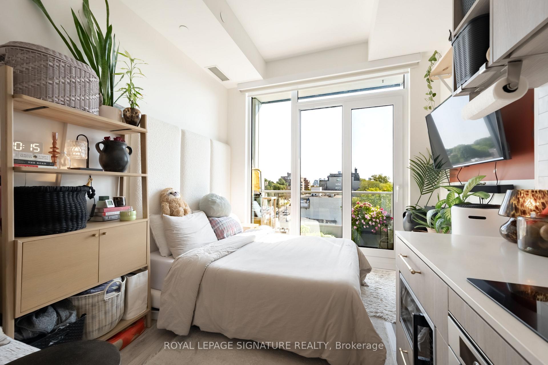 Photo 2 of Unit 929, 2020 Bathurst Street, Toronto, Humewood-Cedarvale — HOMEH