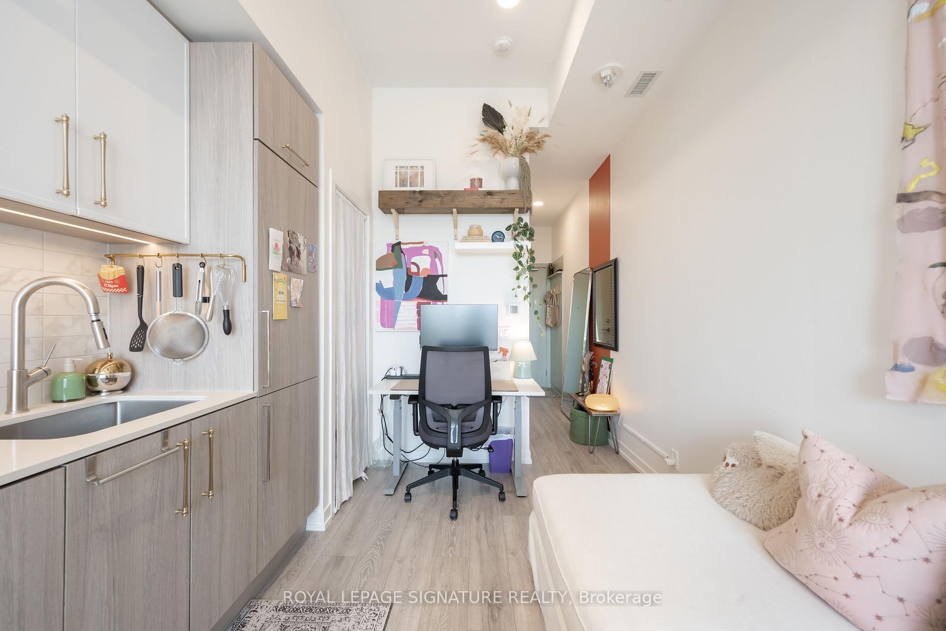 Photo 8 of Unit 929, 2020 Bathurst Street, Toronto, Humewood-Cedarvale — HOMEH