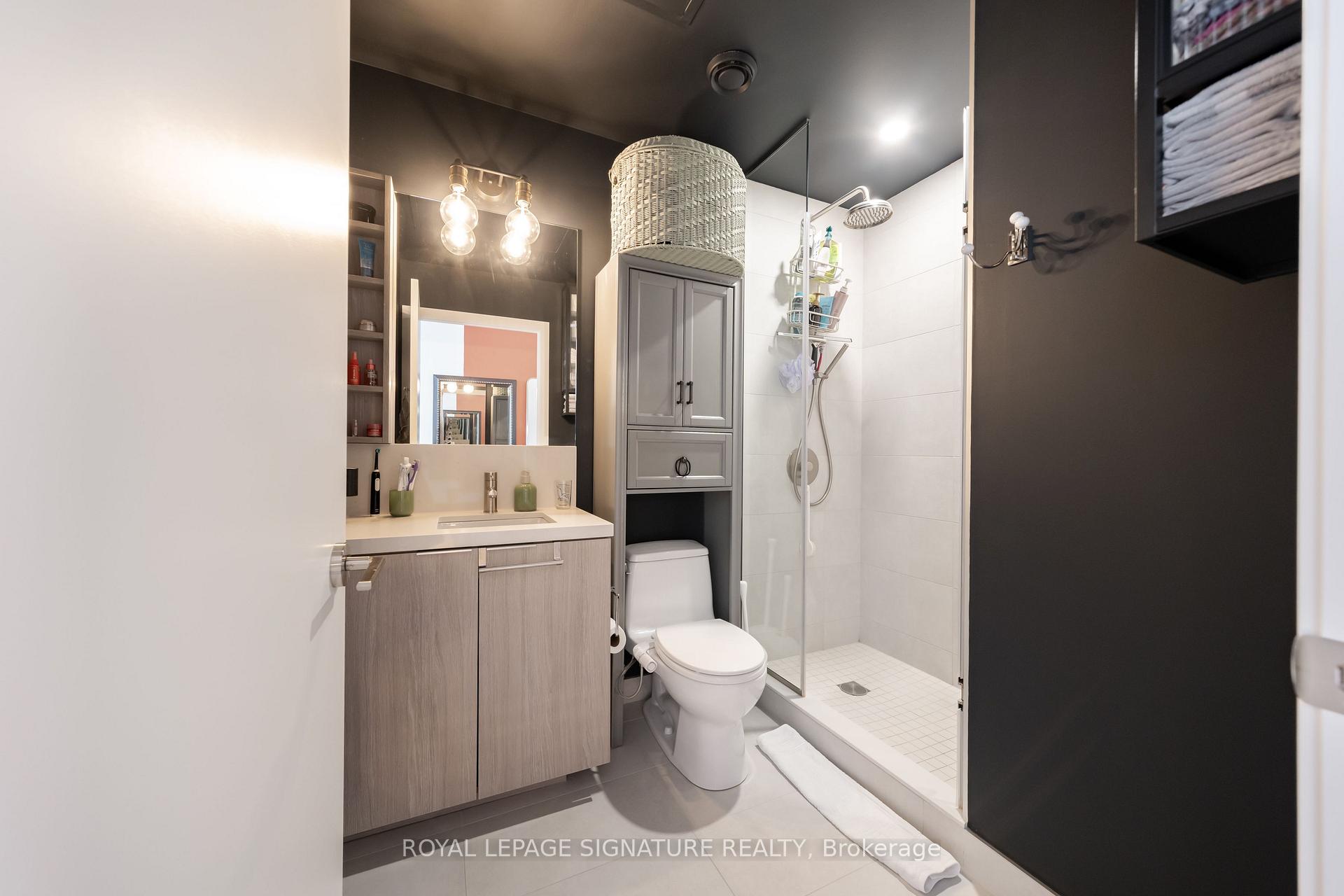Photo 9 of Unit 929, 2020 Bathurst Street, Toronto, Humewood-Cedarvale — HOMEH