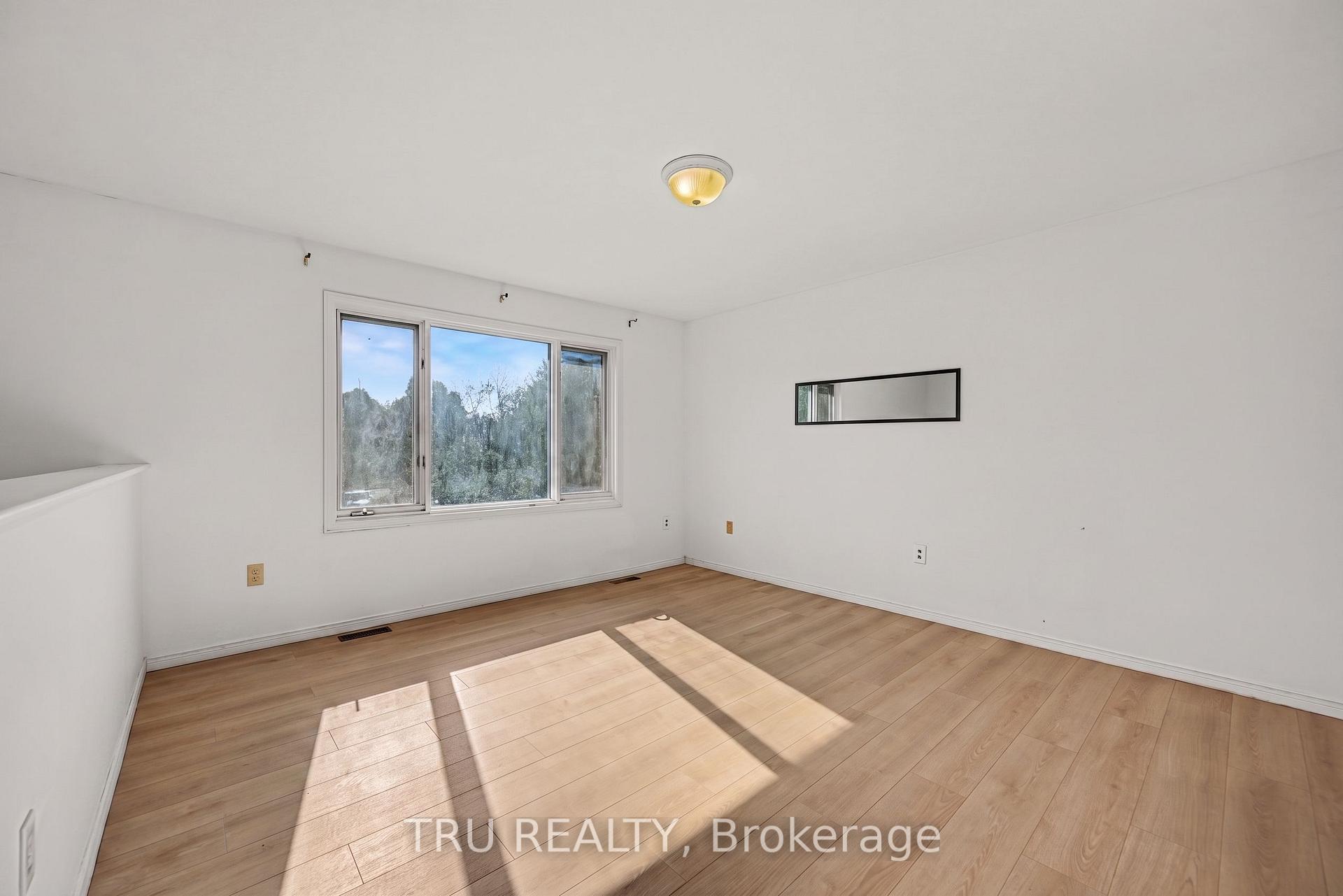 Photo 12 of 445 Bolton Road, North Grenville, North Grenville Twp (Kemptville South) — HOMEH