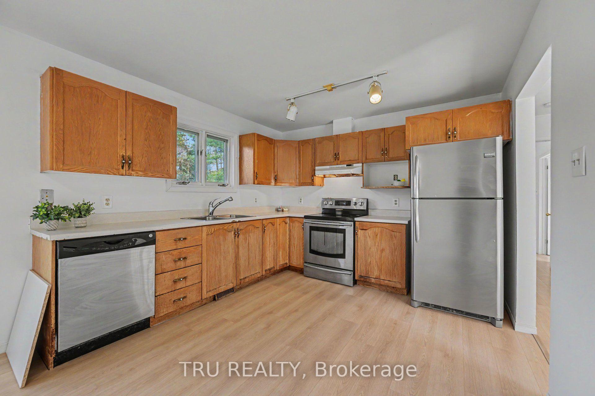 Photo 18 of 445 Bolton Road, North Grenville, North Grenville Twp (Kemptville South) — HOMEH