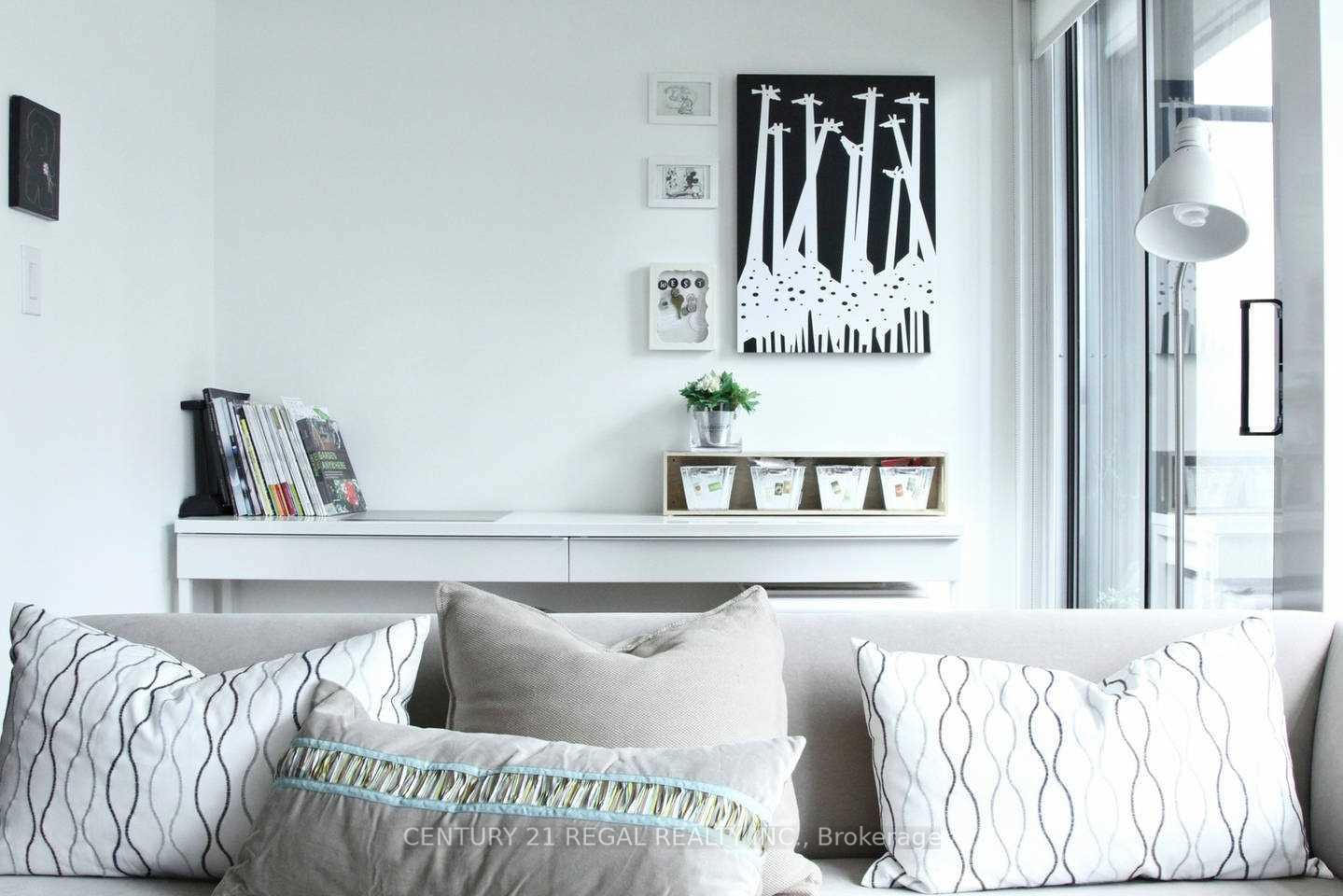 Photo 5 of Unit 509, 8 Telegram Mews, Toronto, Waterfront Communities — HOMEH