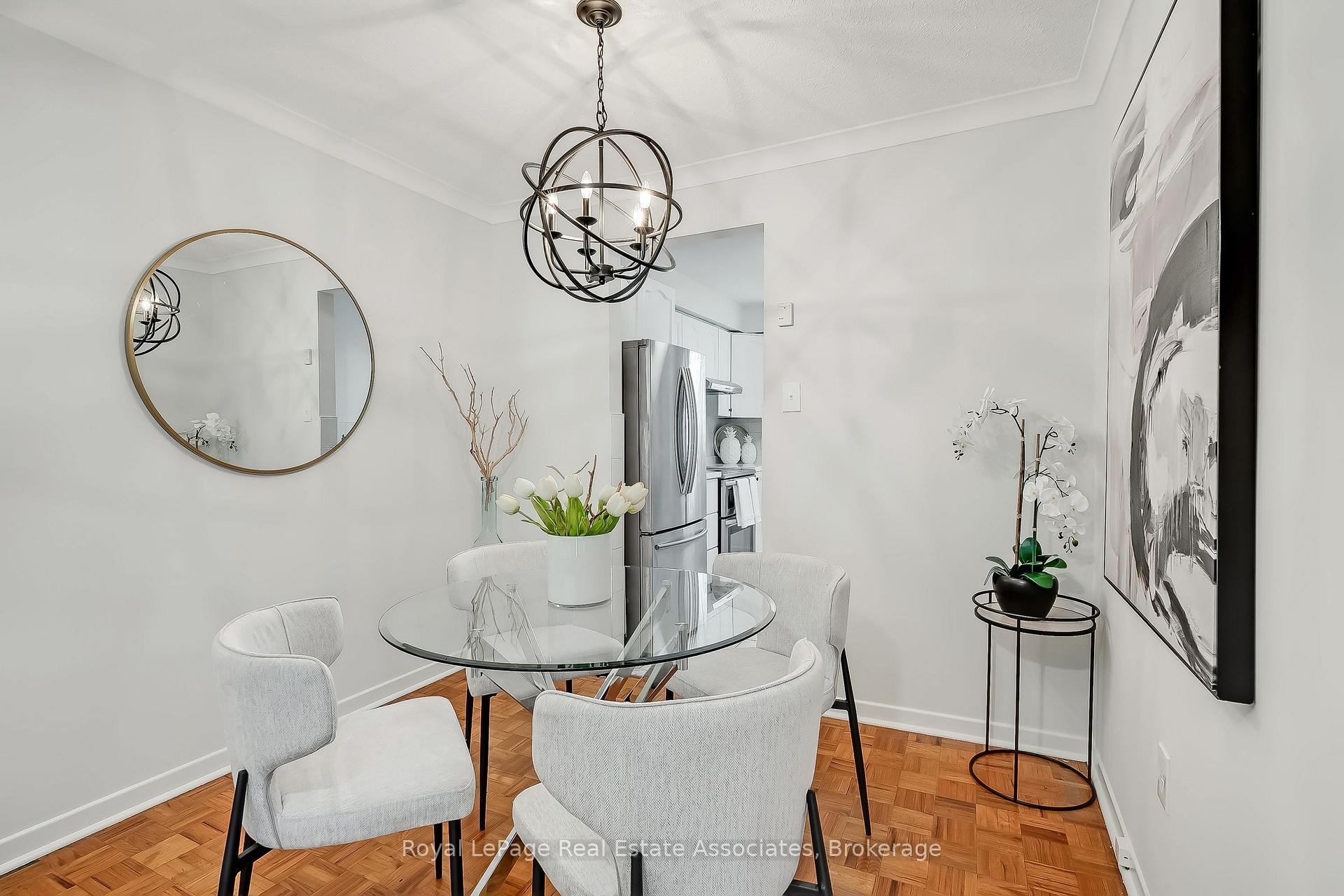 Photo 9 of Unit 70, 3 Centennial Pk Road, Etobicoke, Eringate-Centennial-West Deane — HOMEH