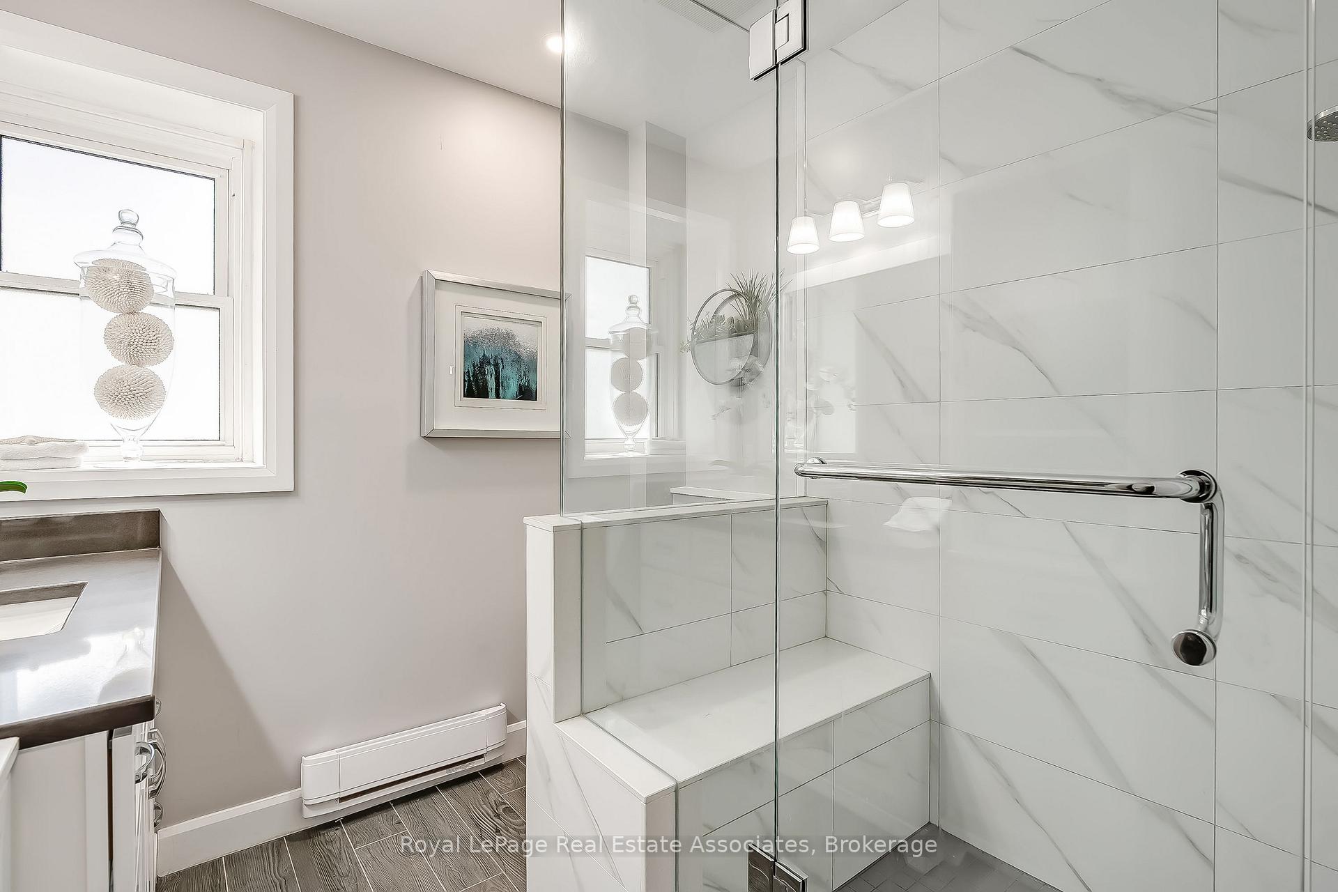 Photo 27 of Unit 70, 3 Centennial Pk Road, Etobicoke, Eringate-Centennial-West Deane — HOMEH