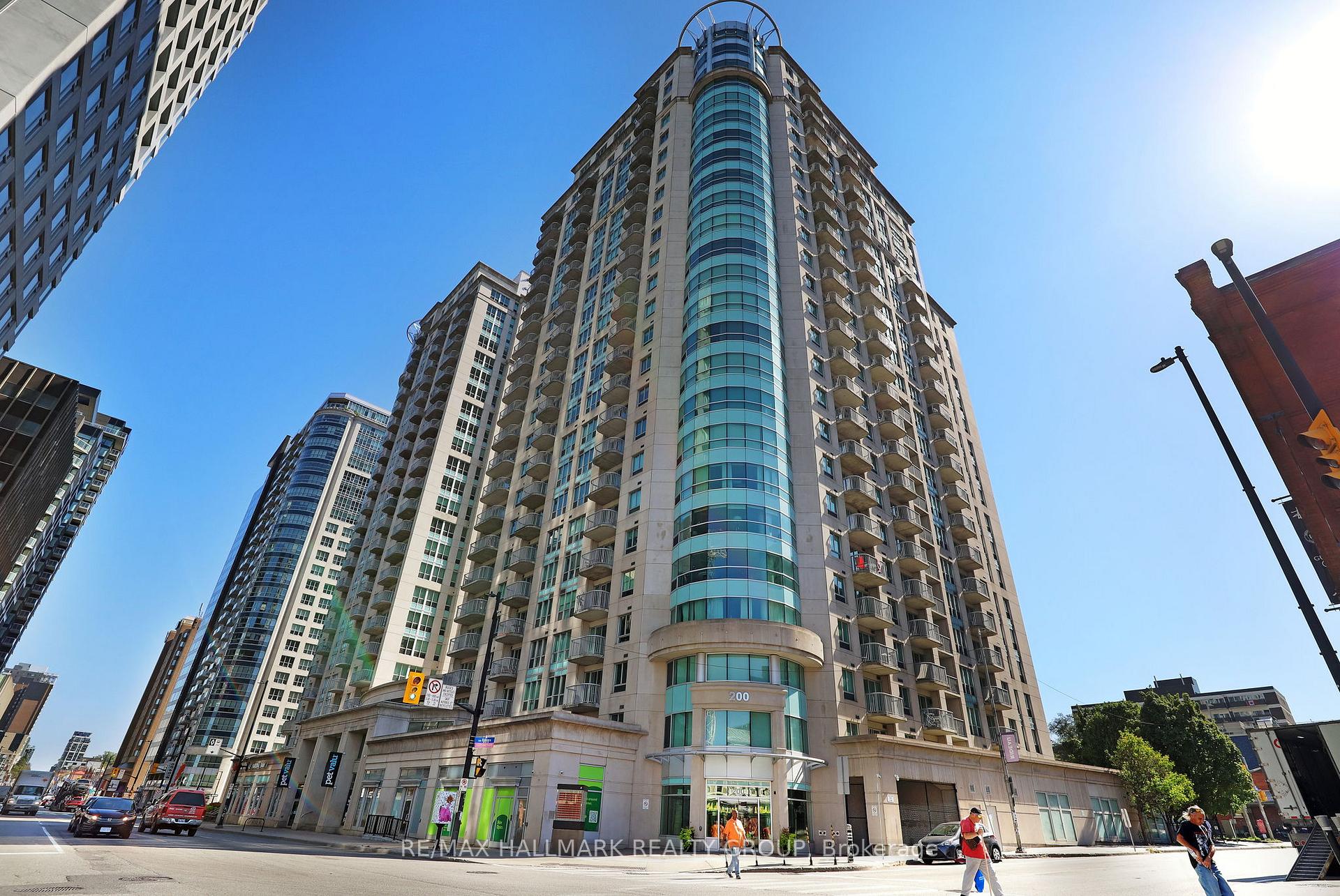 Front of Unit 504, 200 Rideau Street