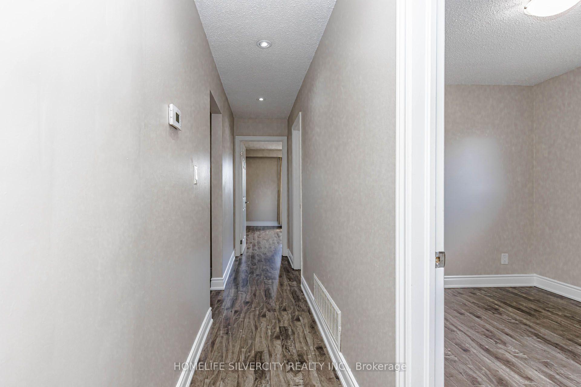 Photo 26 of 3701 Keenan Crescent, Mississauga, Malton — HOMEH
