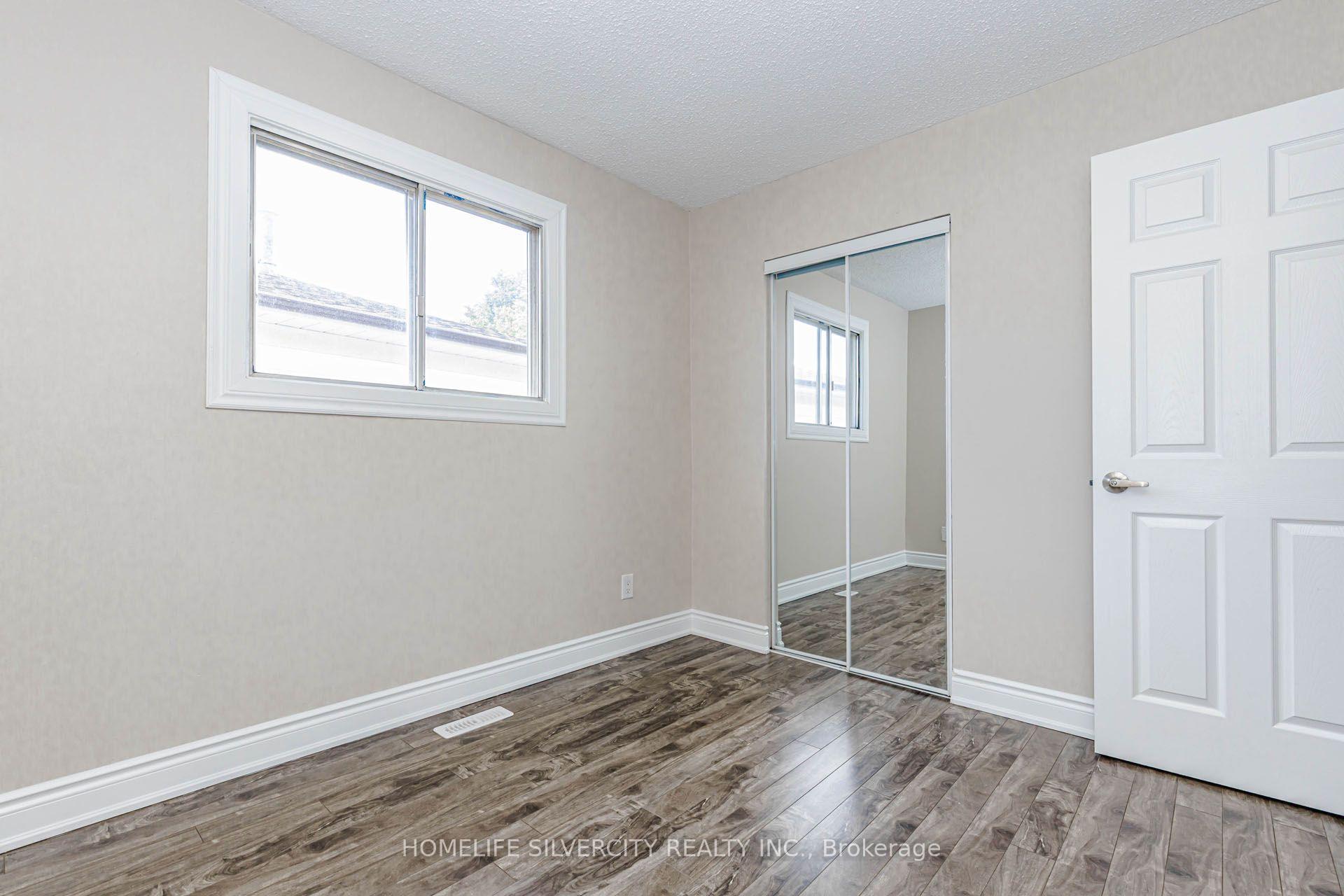 Photo 34 of 3701 Keenan Crescent, Mississauga, Malton — HOMEH