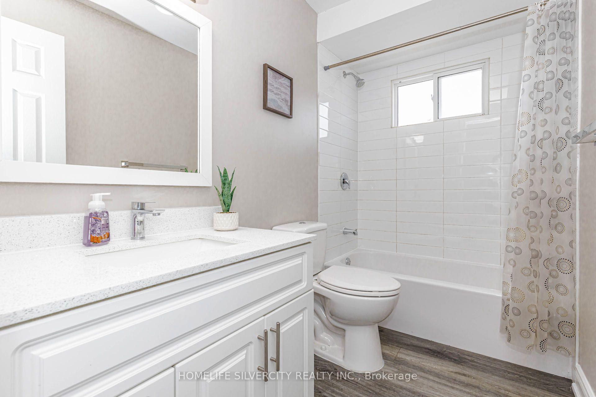 Photo 35 of 3701 Keenan Crescent, Mississauga, Malton — HOMEH