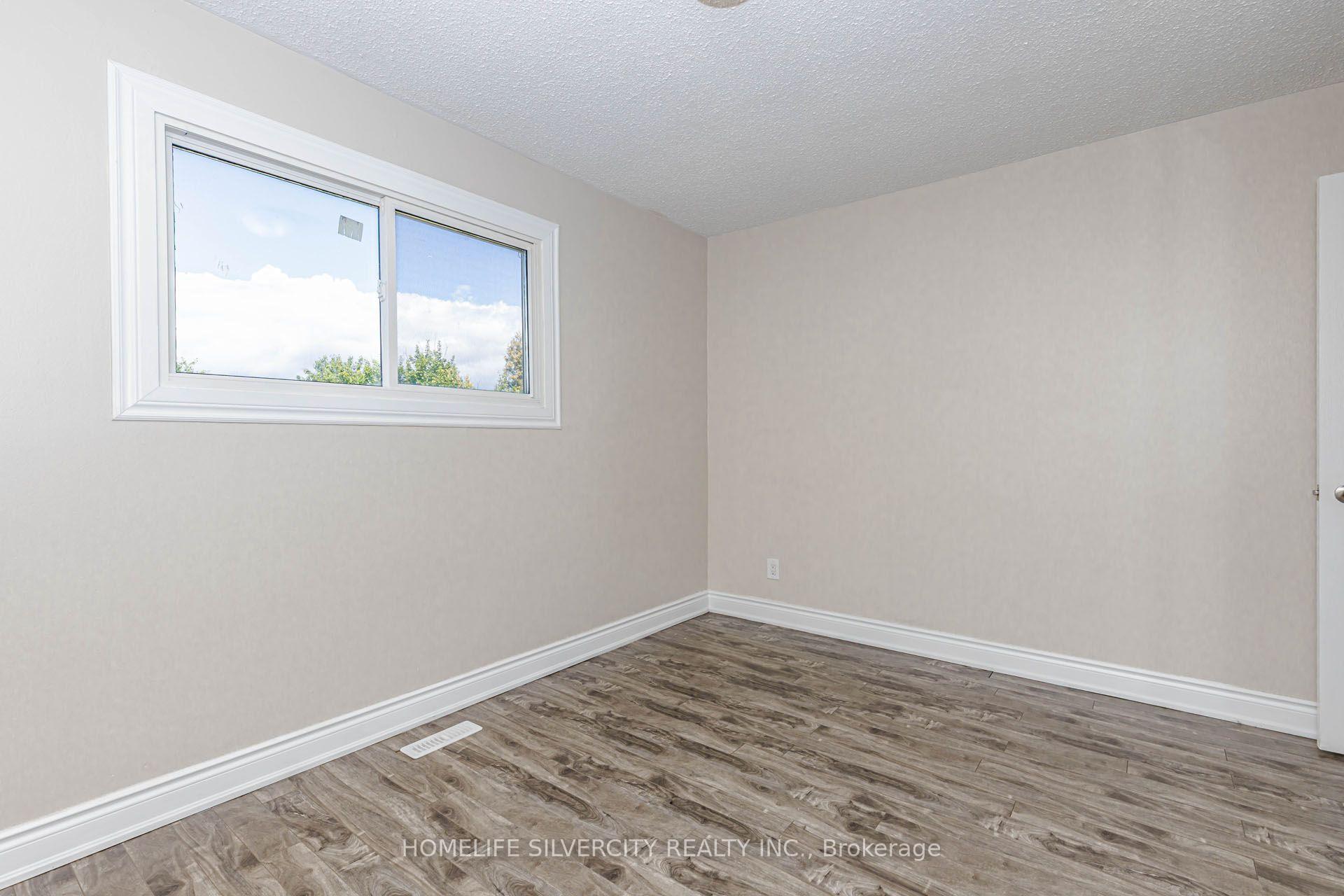 Photo 37 of 3701 Keenan Crescent, Mississauga, Malton — HOMEH