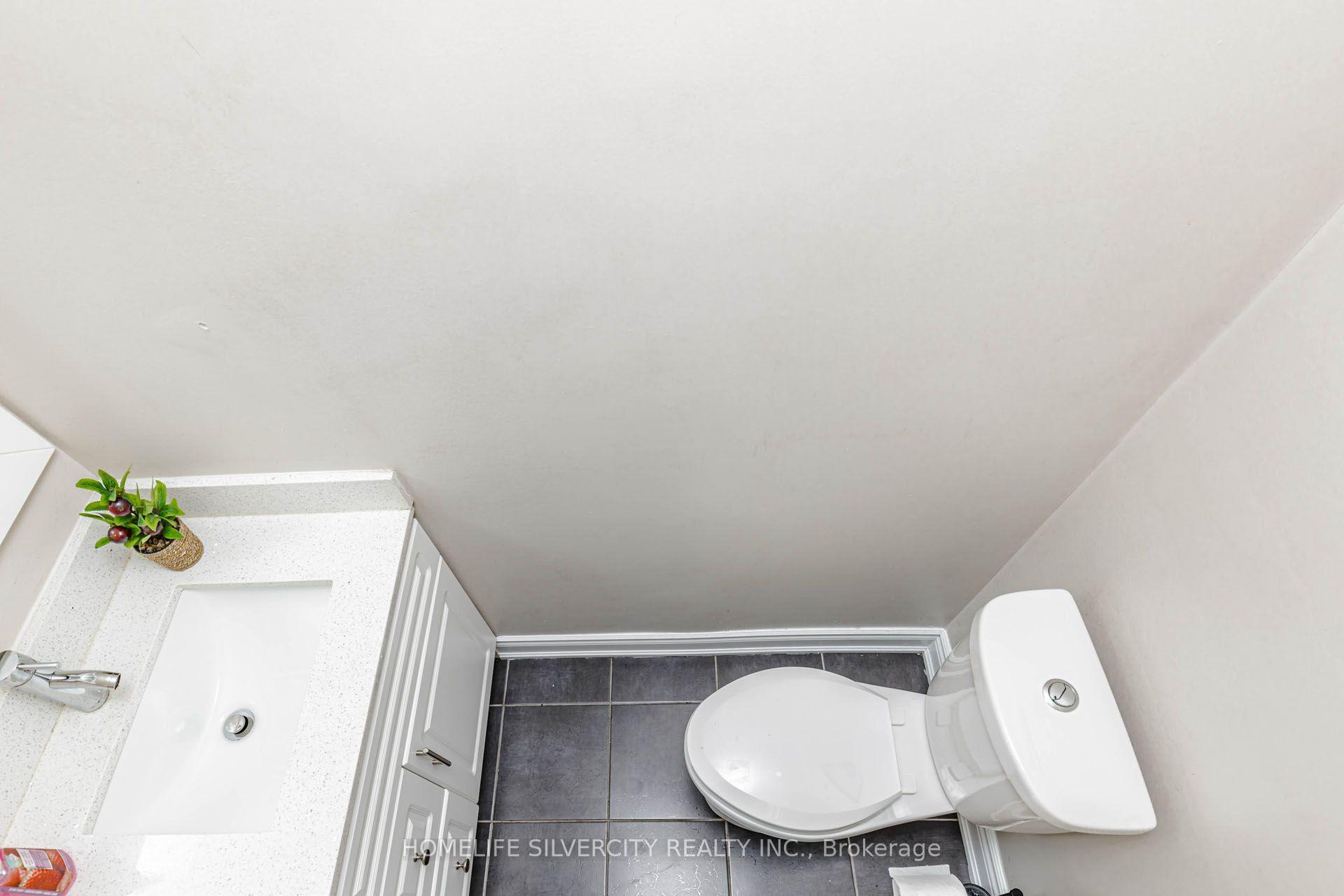 Photo 38 of 3701 Keenan Crescent, Mississauga, Malton — HOMEH