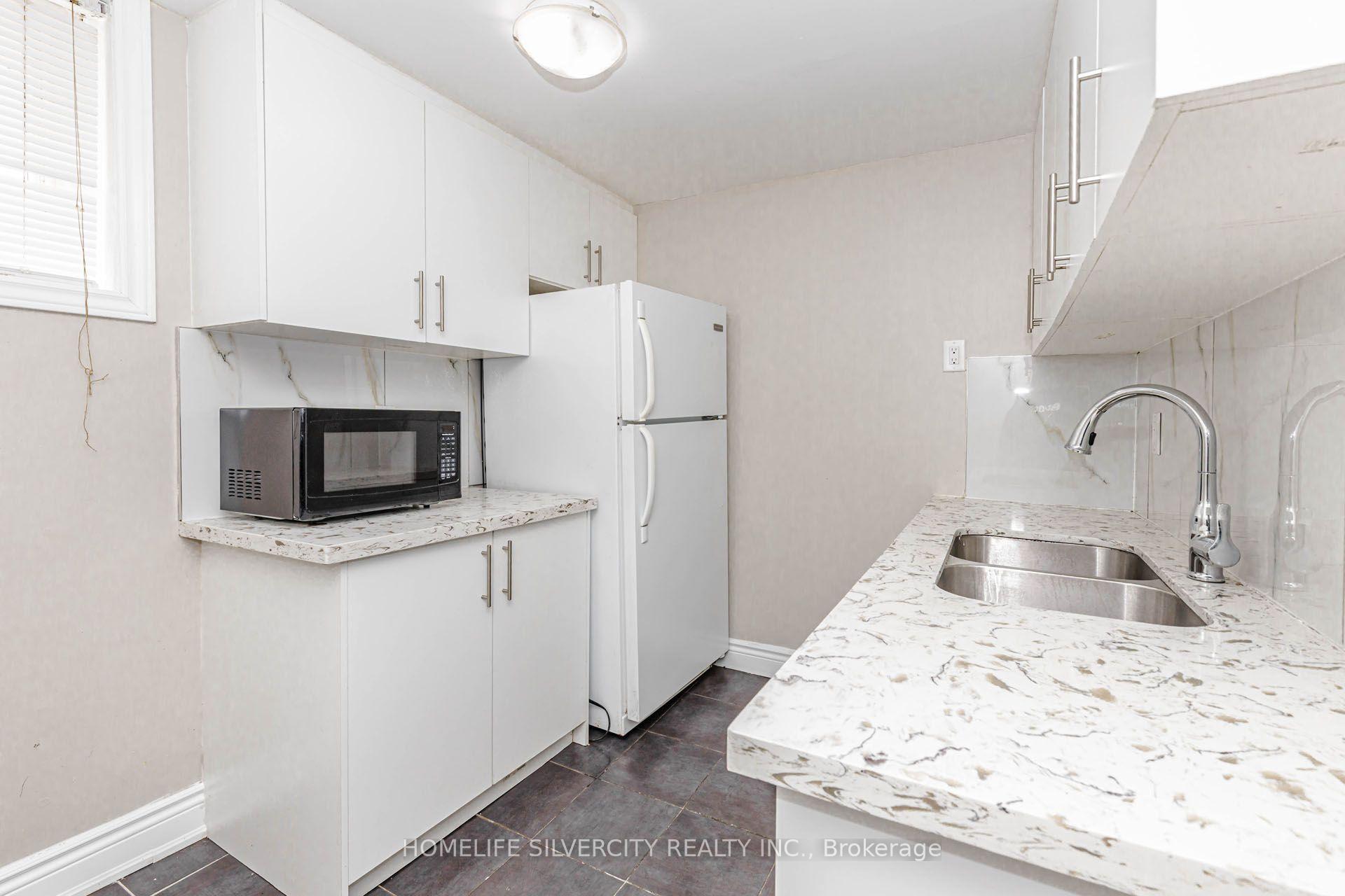 Photo 40 of 3701 Keenan Crescent, Mississauga, Malton — HOMEH