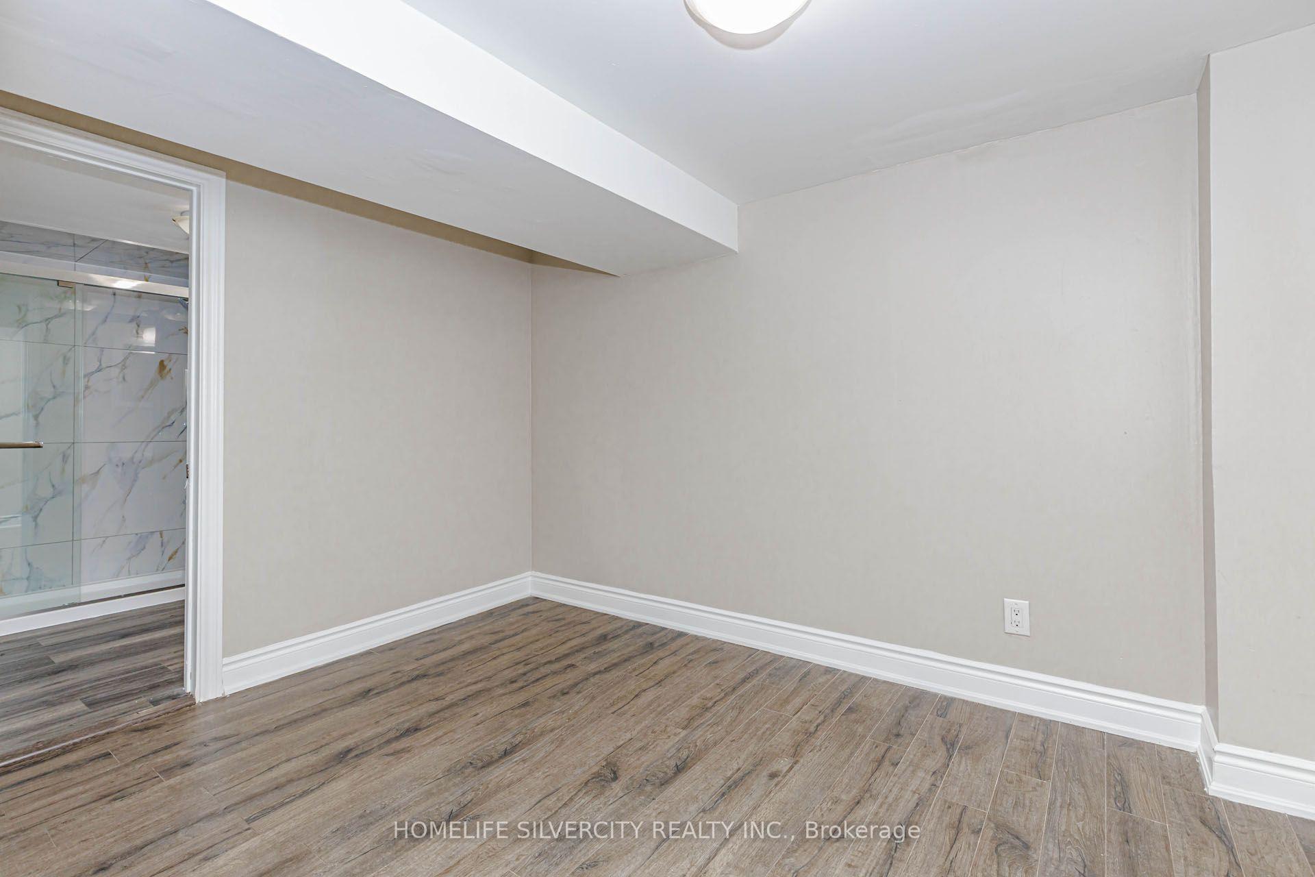 Photo 43 of 3701 Keenan Crescent, Mississauga, Malton — HOMEH