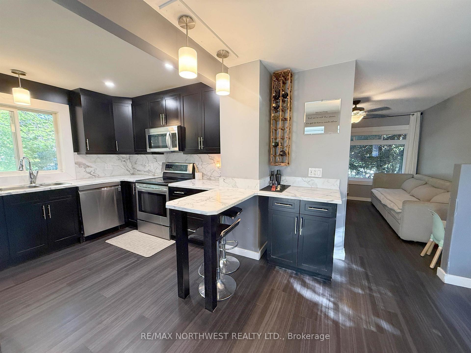 Photo 4 of 55 Norman Drive, Kenora, Norman — HOMEH