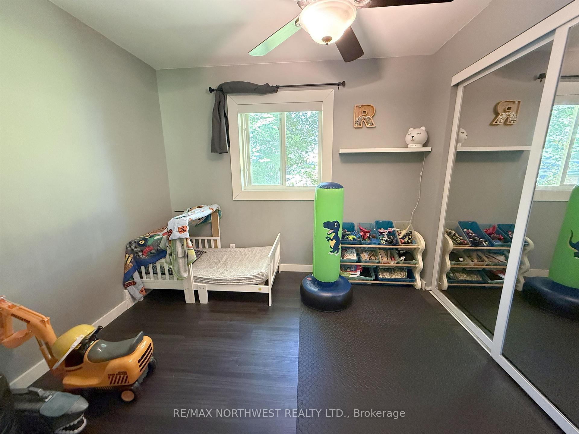 Photo 10 of 55 Norman Drive, Kenora, Norman — HOMEH
